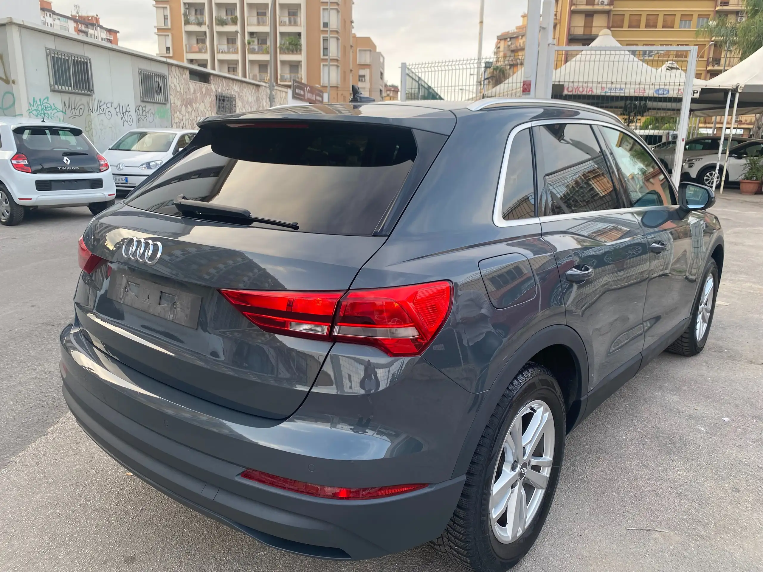 Audi - Q3