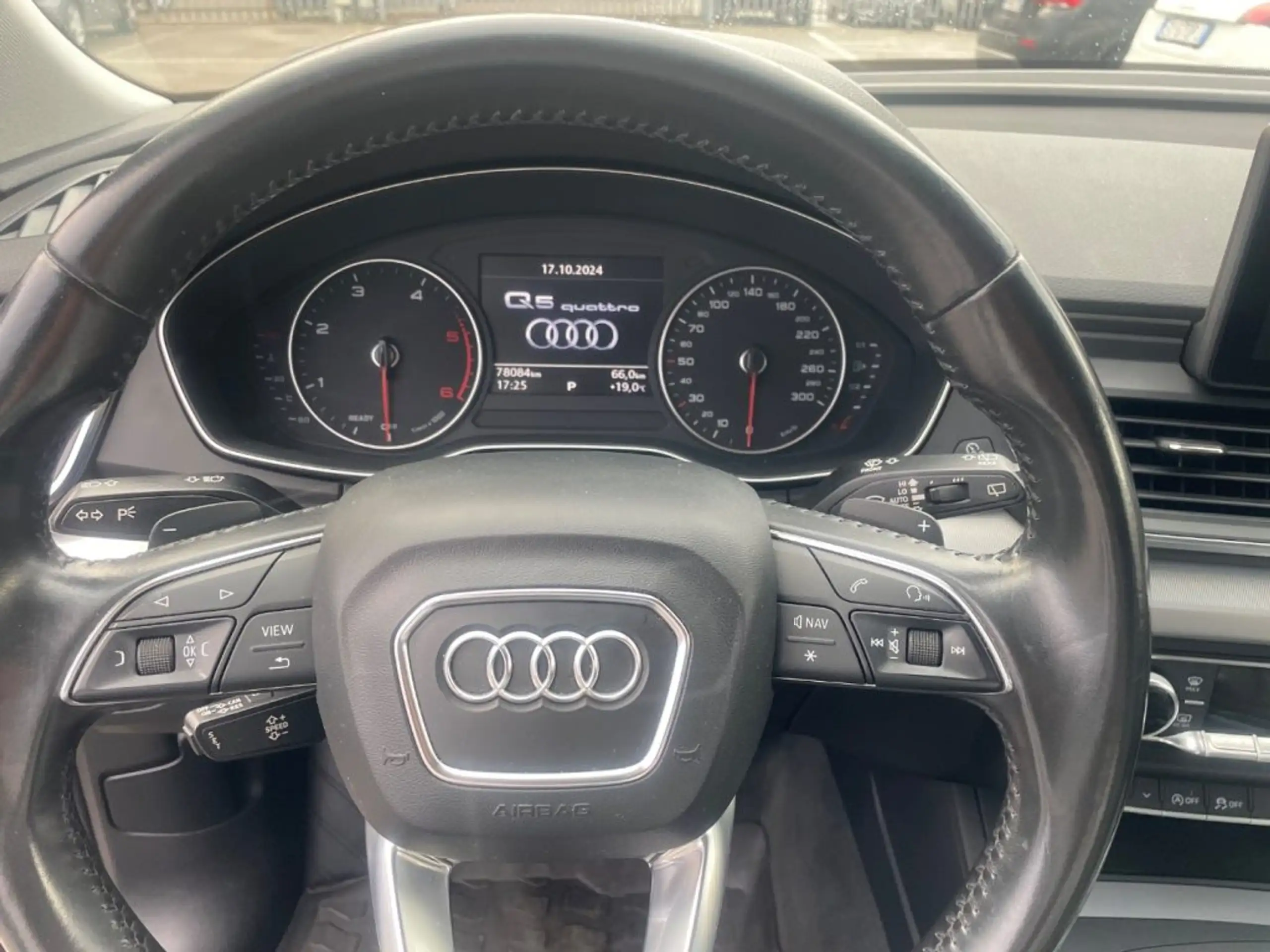 Audi - Q5