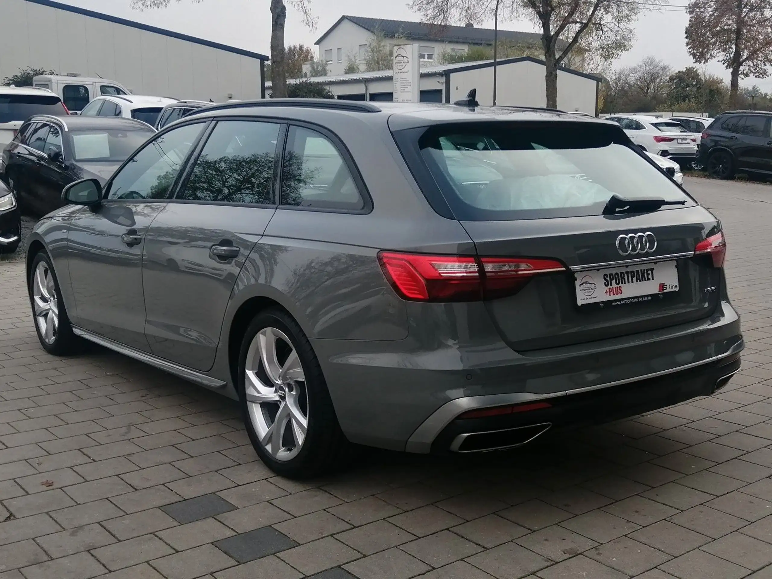 Audi - A4