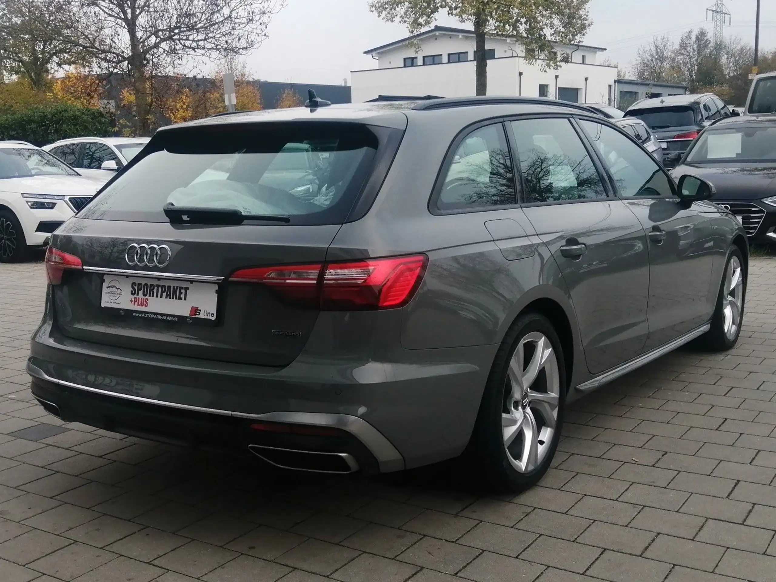 Audi - A4