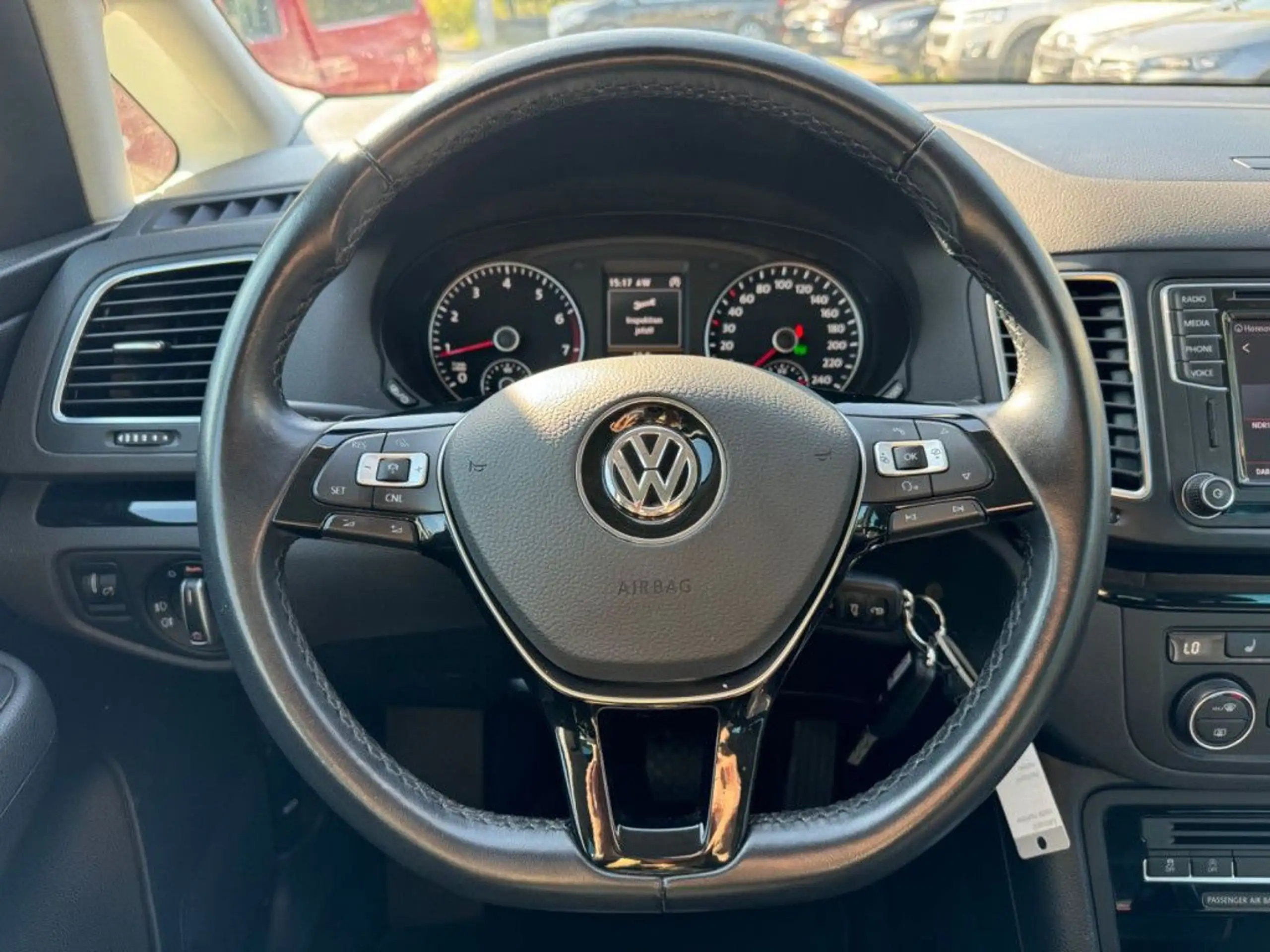 Volkswagen - Sharan