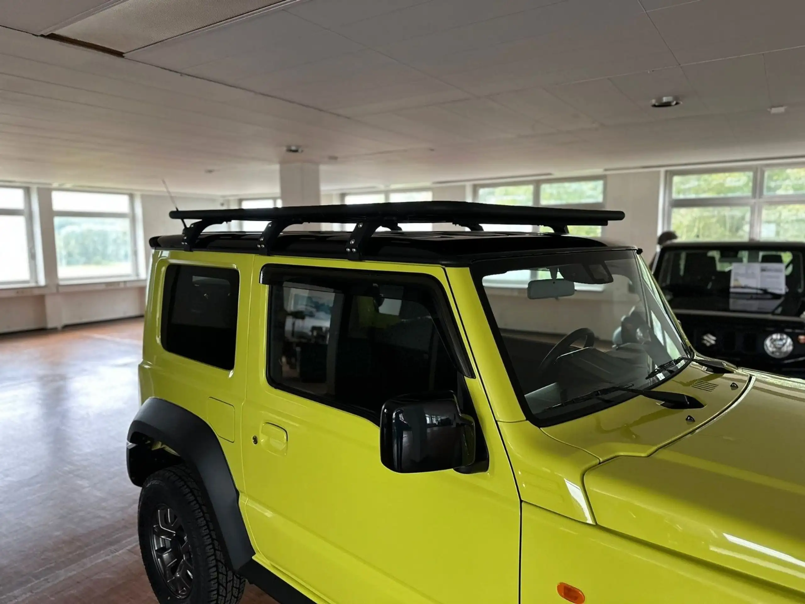 Suzuki - Jimny