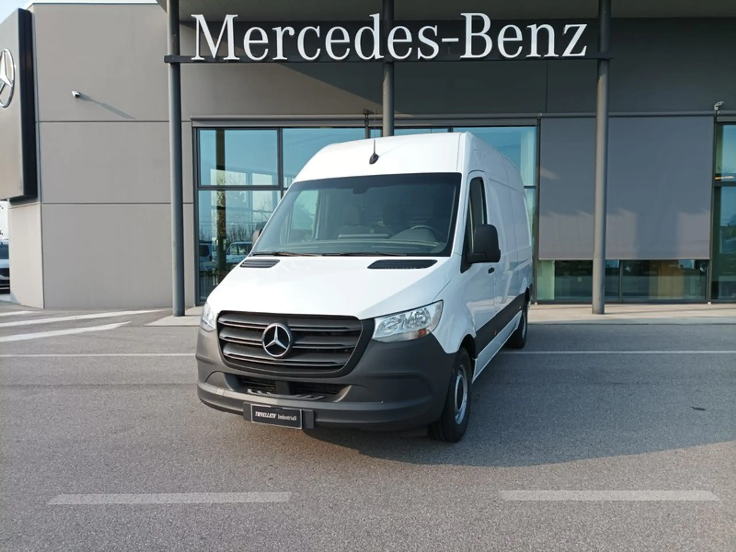 Mercedes-Benz - Sprinter