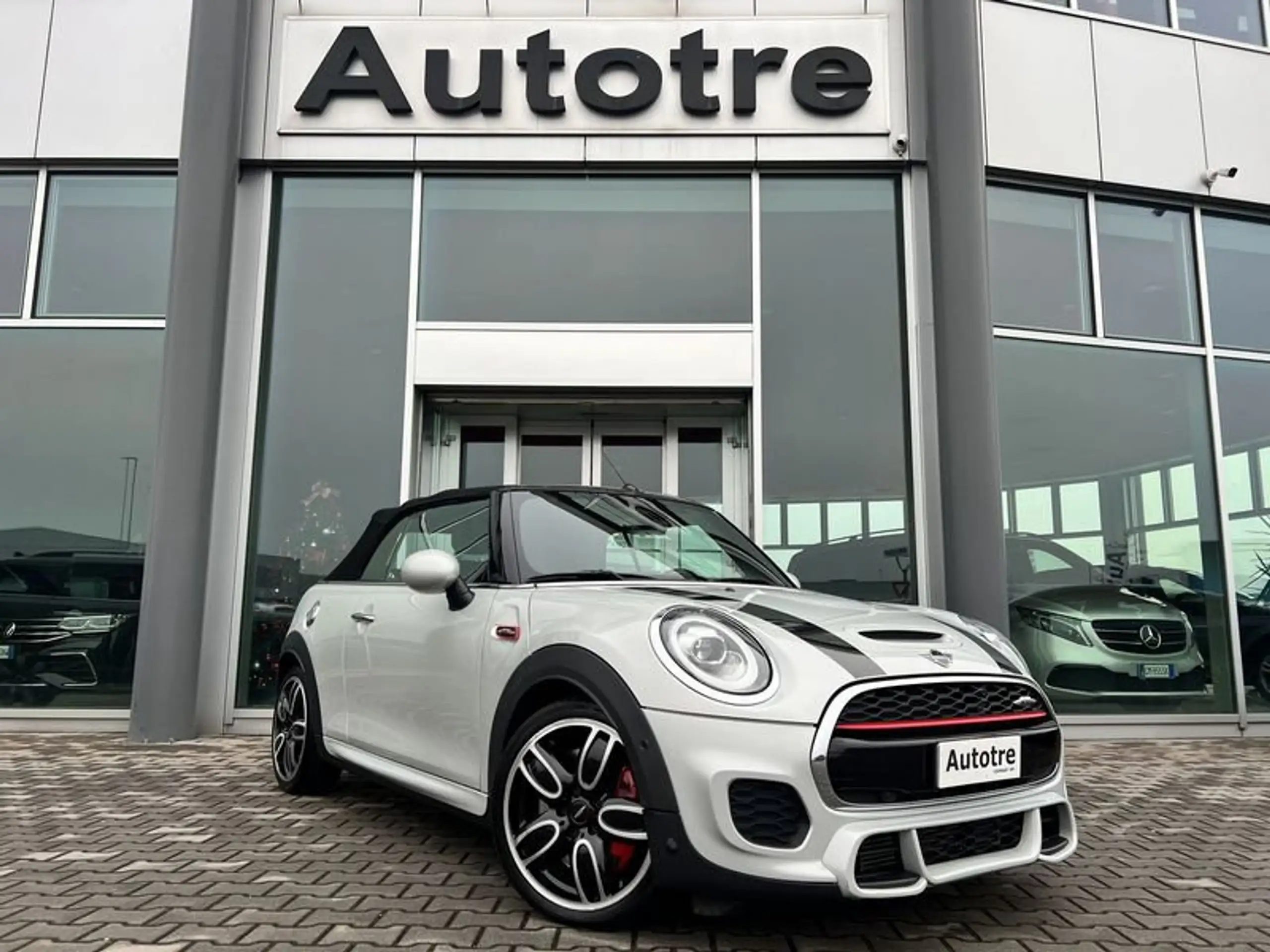 MINI Cooper Cabrio 2018