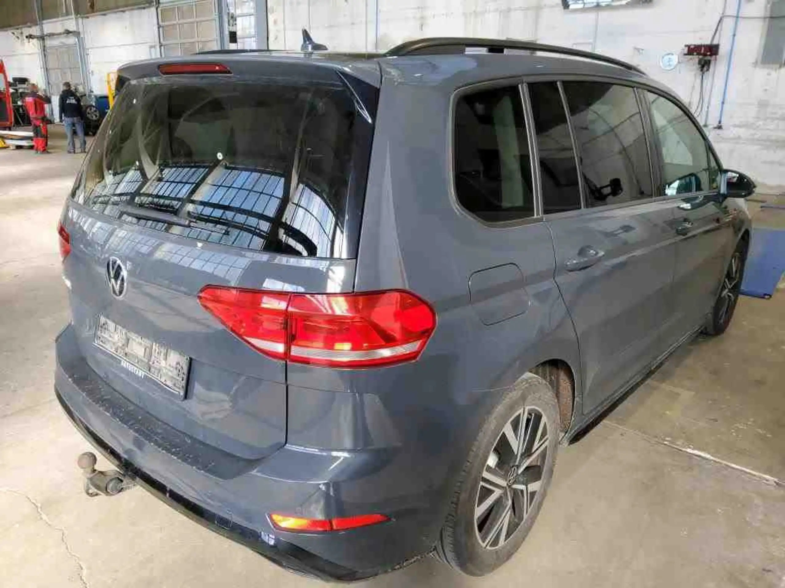 Volkswagen - Touran