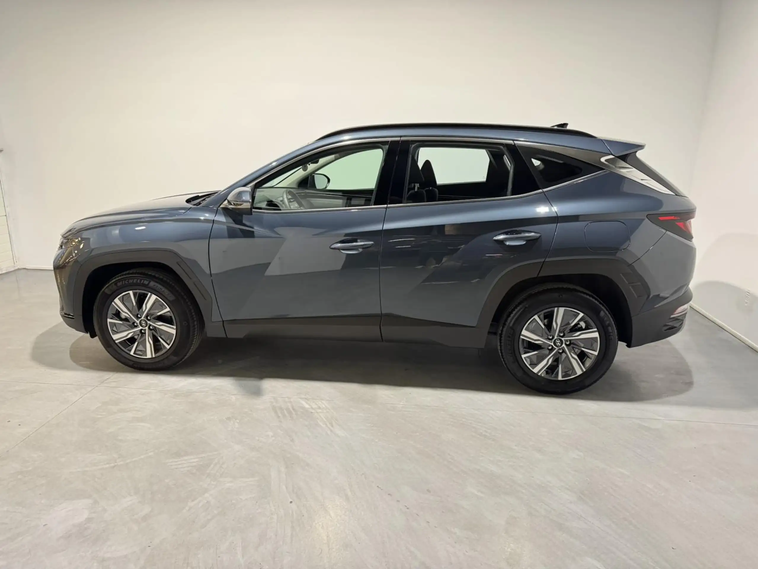 Hyundai - TUCSON