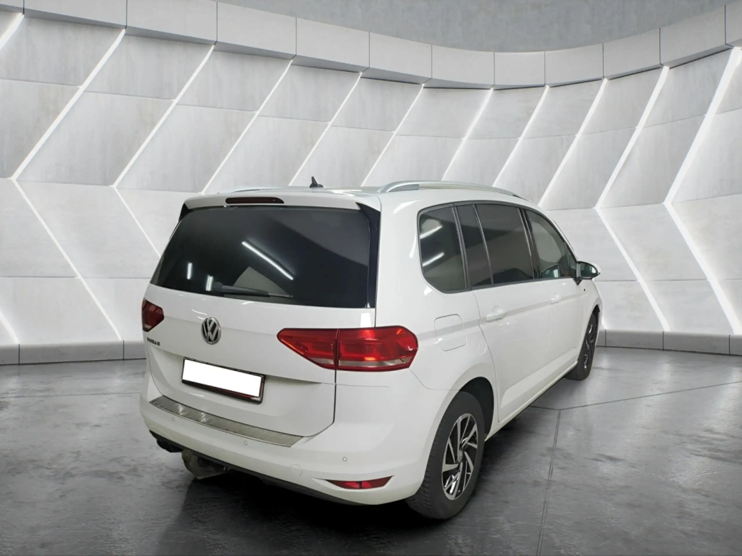 Volkswagen - Touran