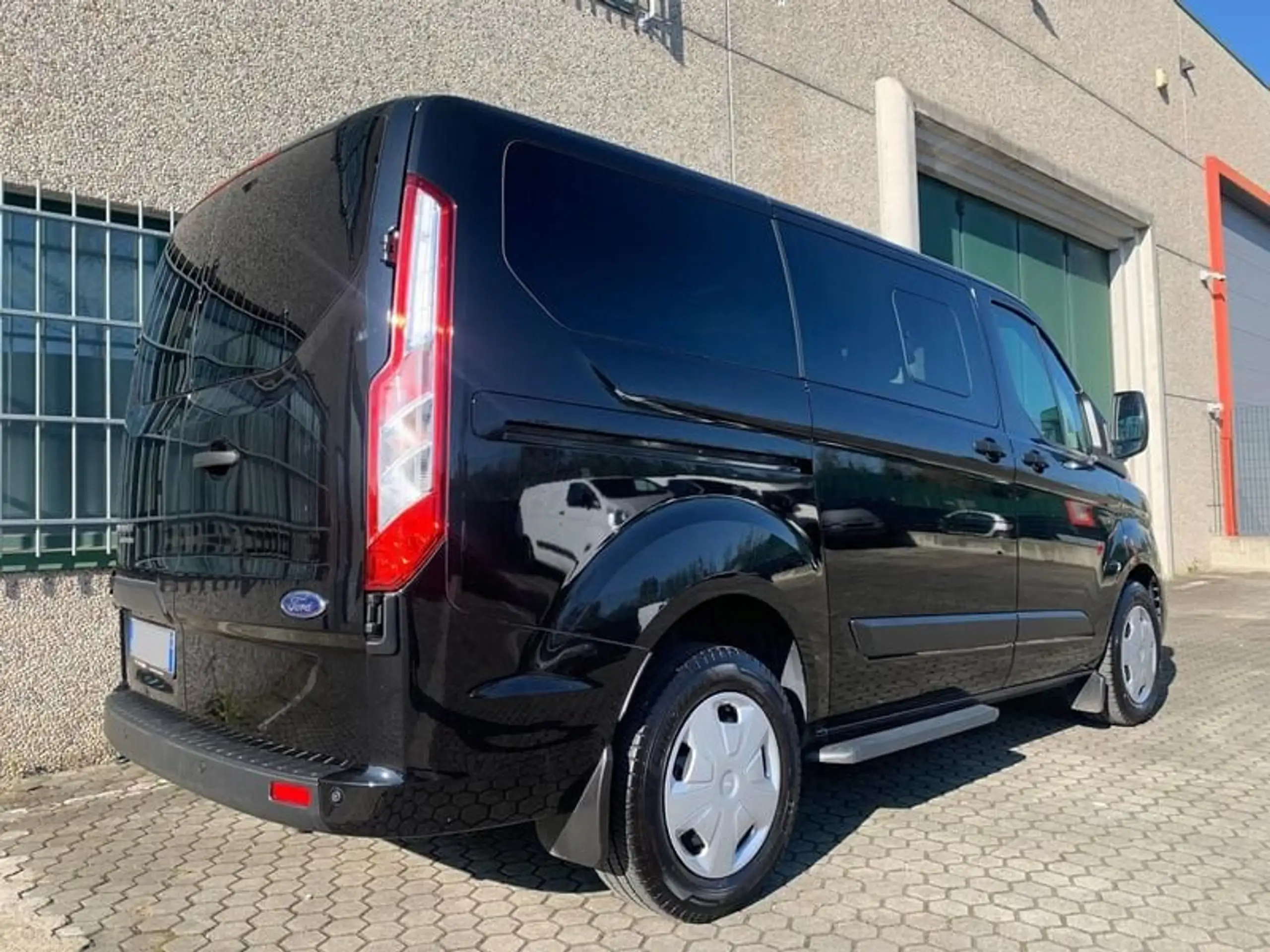 Ford - Transit Custom