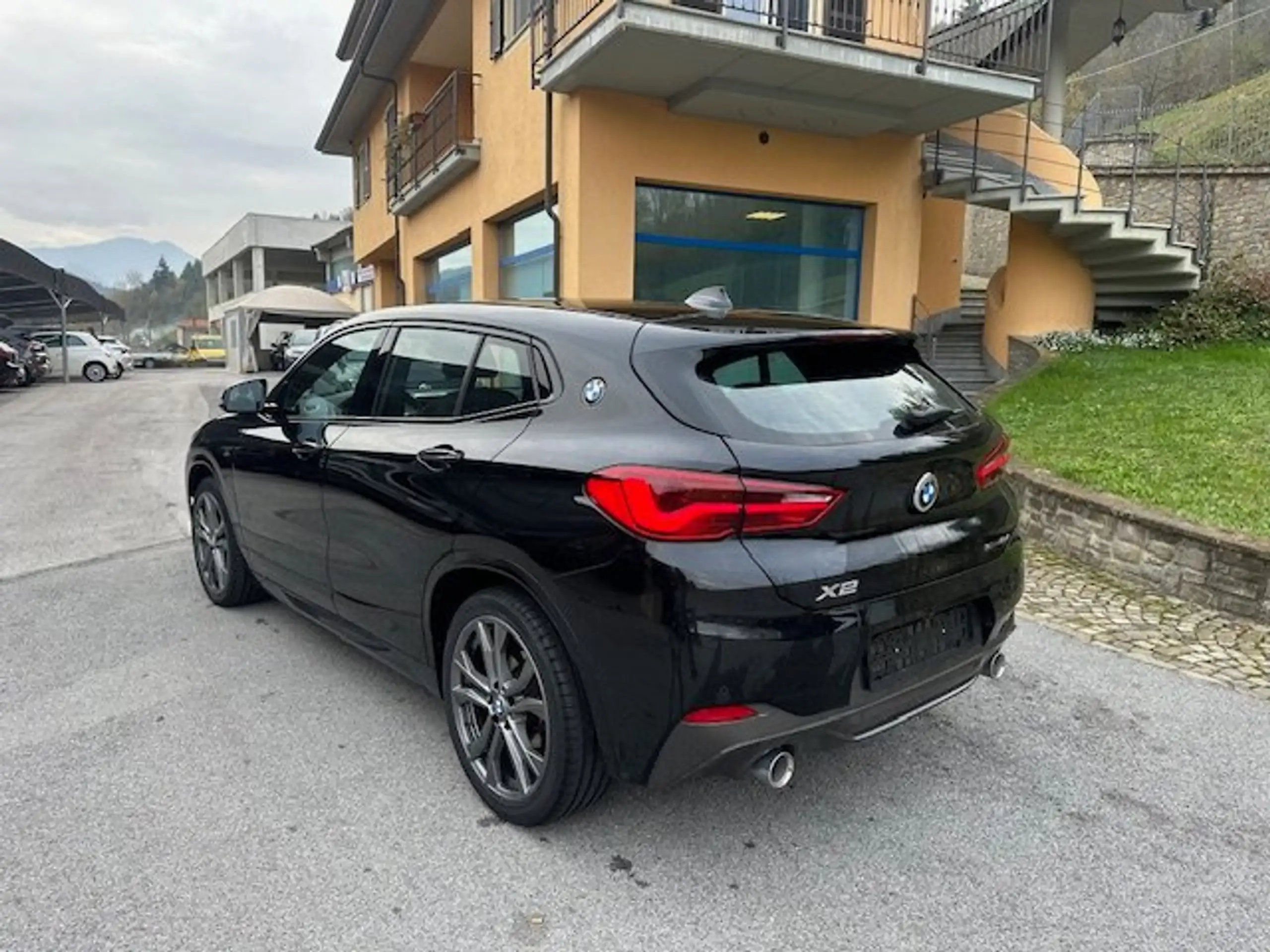 BMW - X2