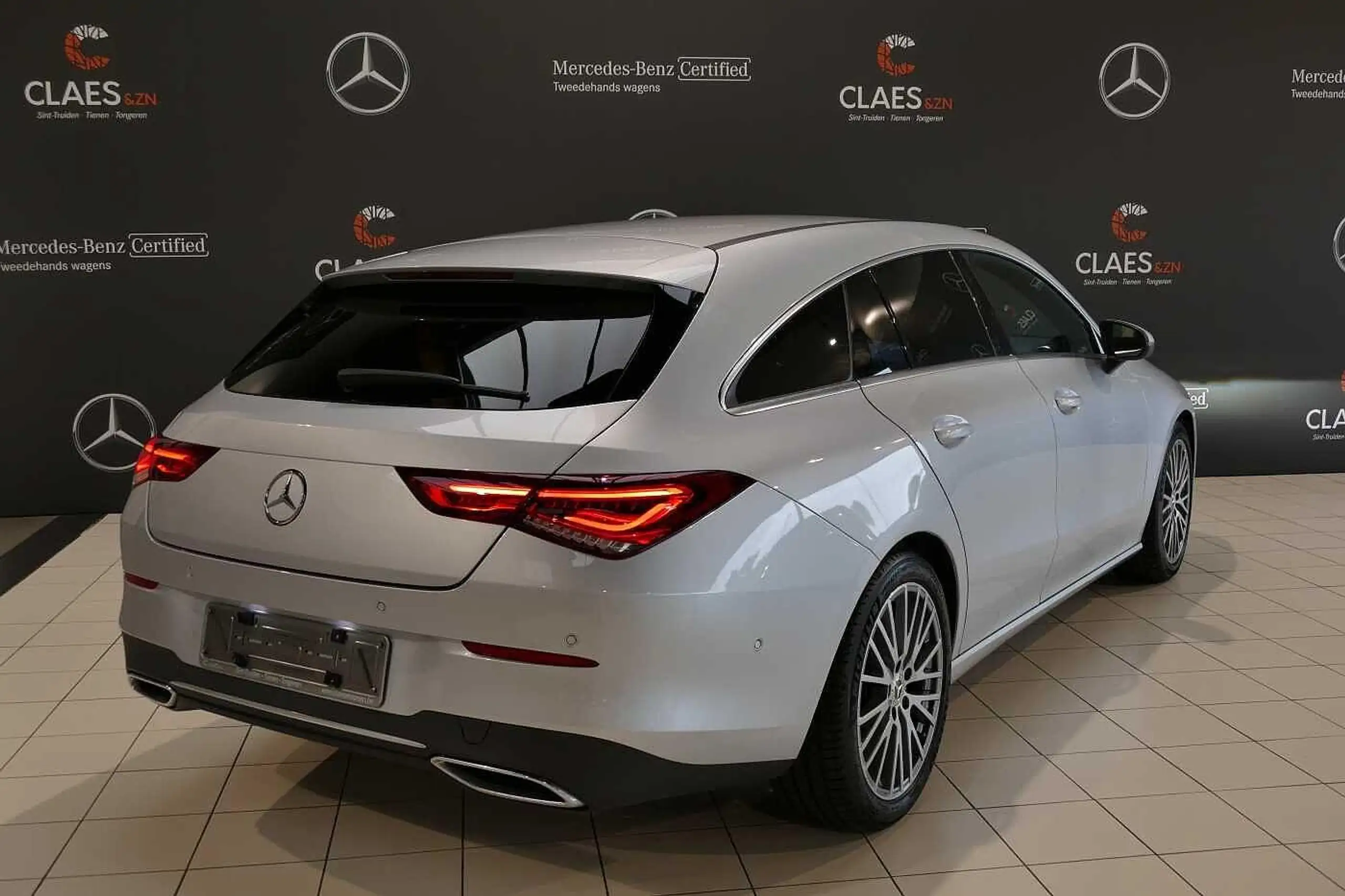 Mercedes-Benz - CLA 180