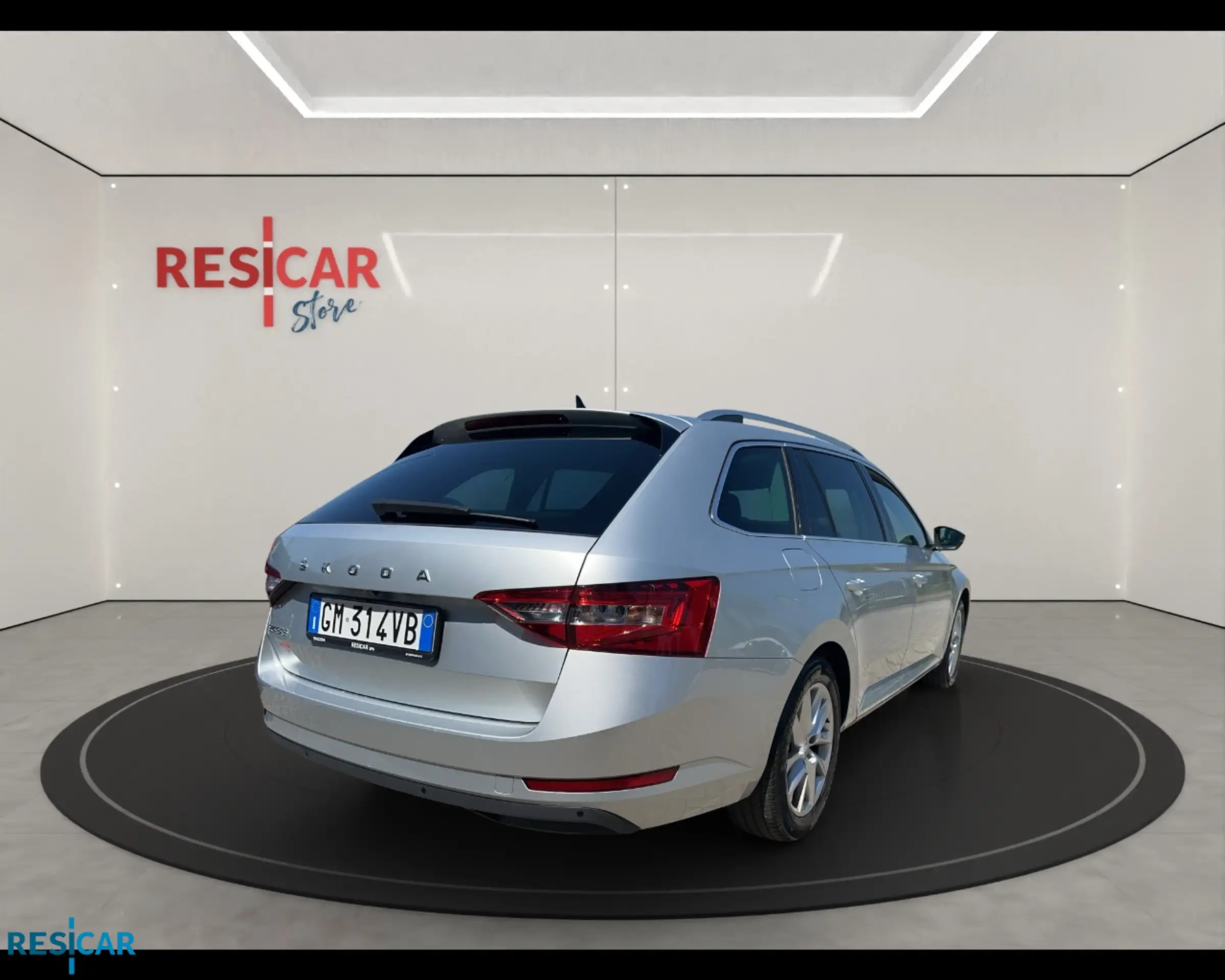 Skoda - Superb