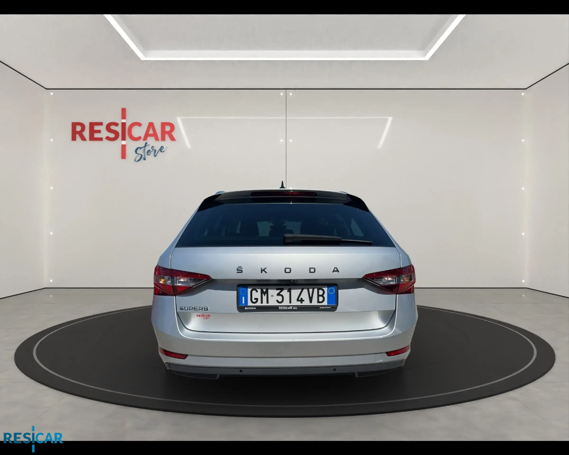 Skoda - Superb