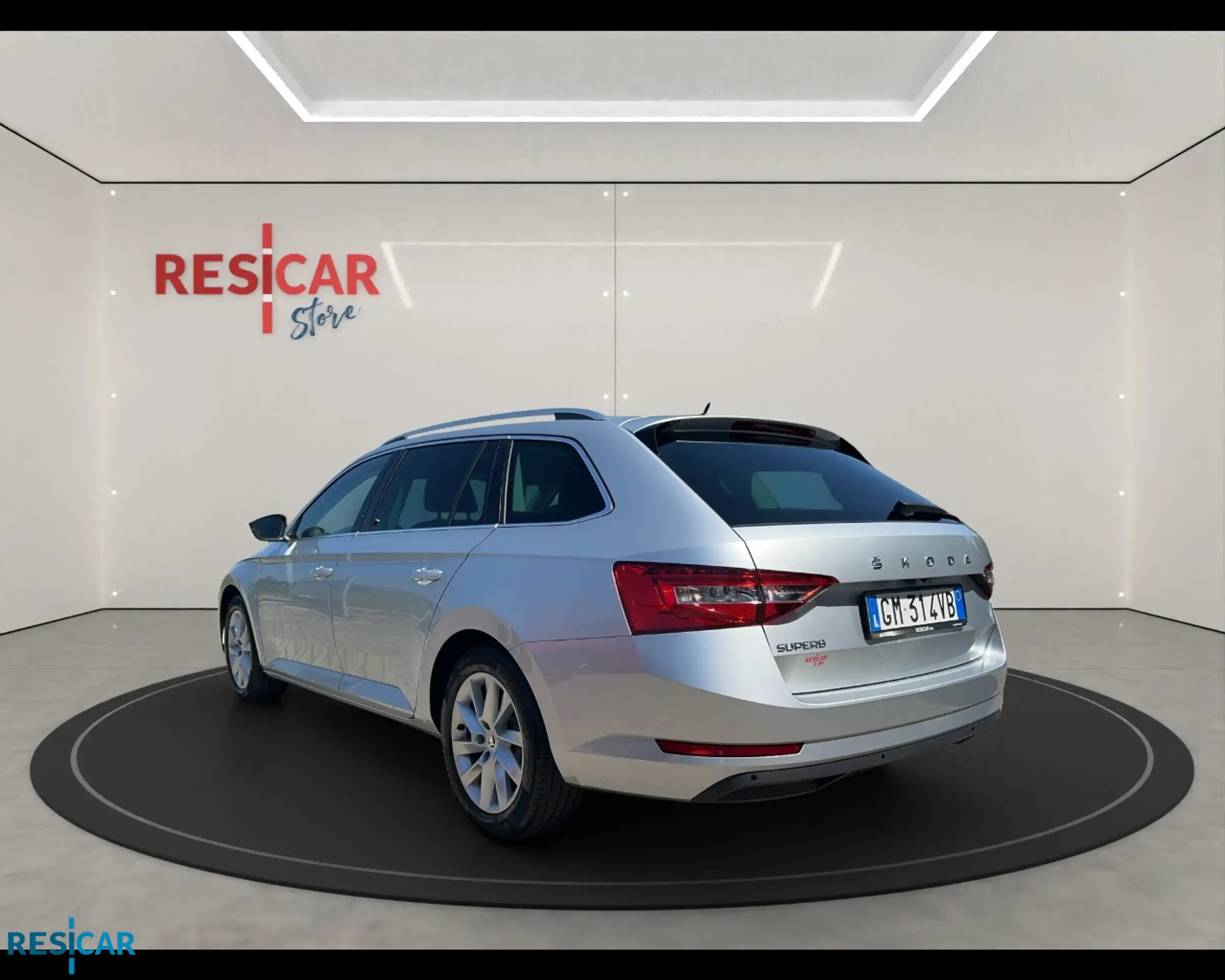 Skoda - Superb