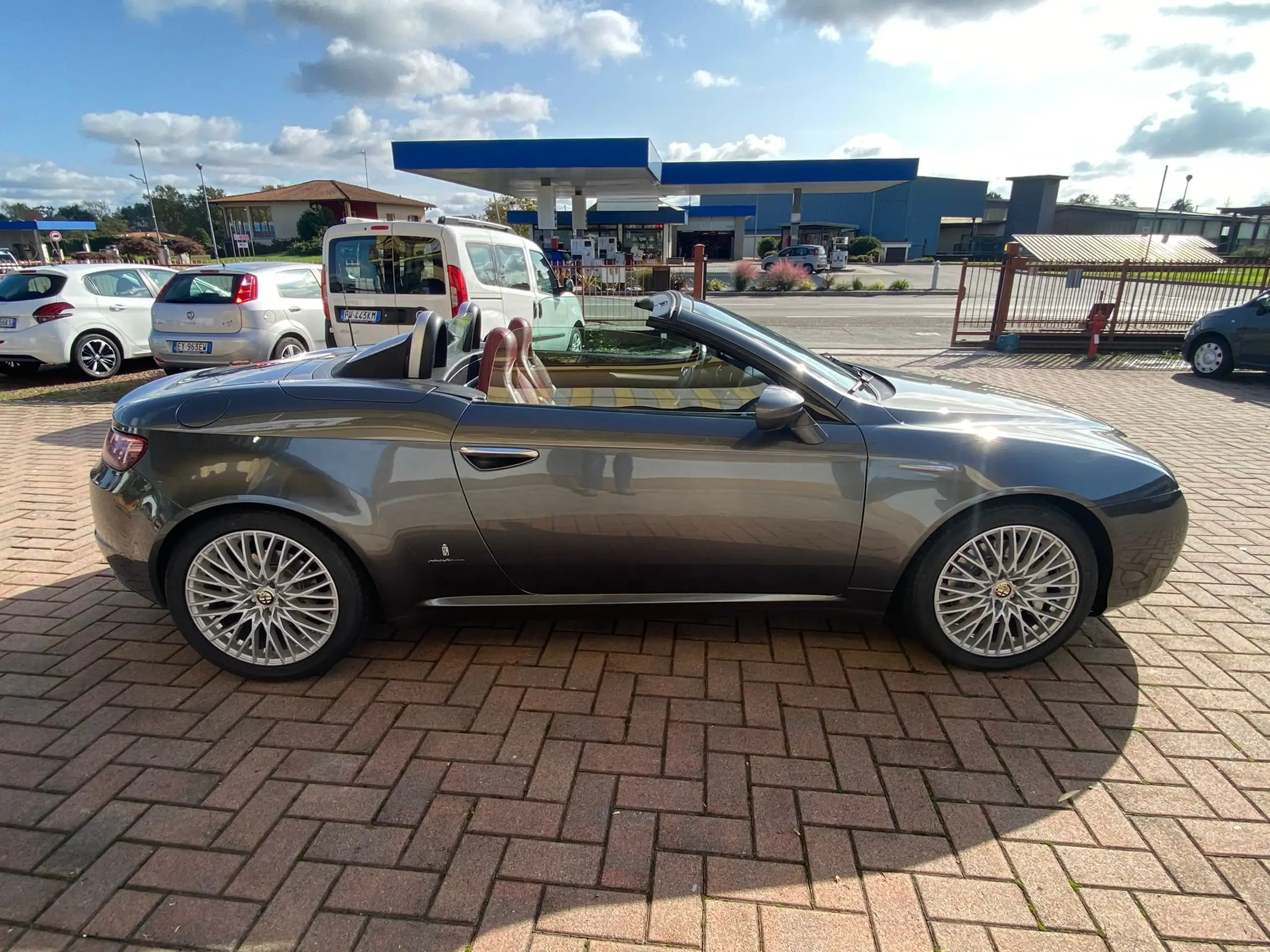 Alfa Romeo - Spider