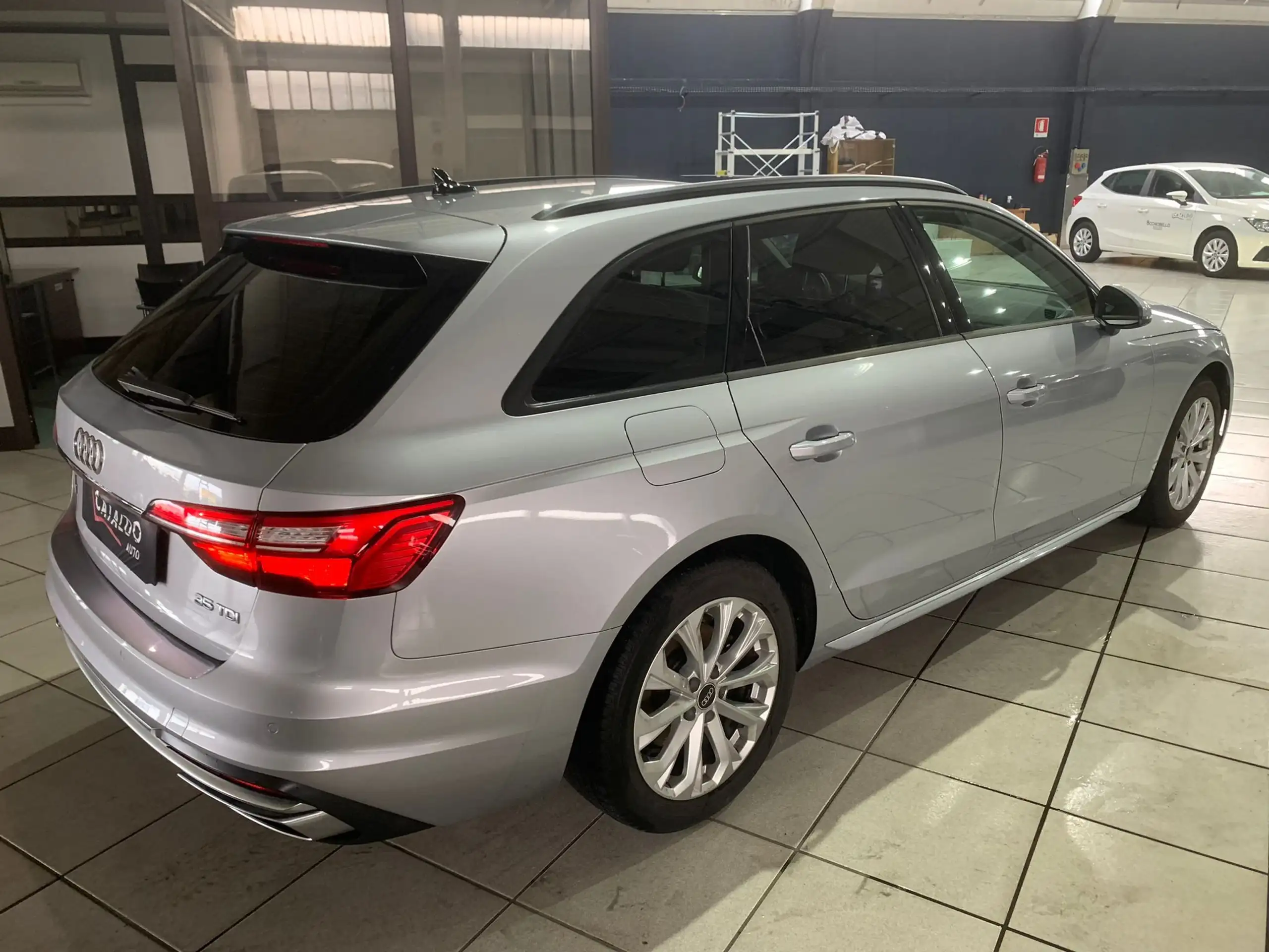 Audi - A4