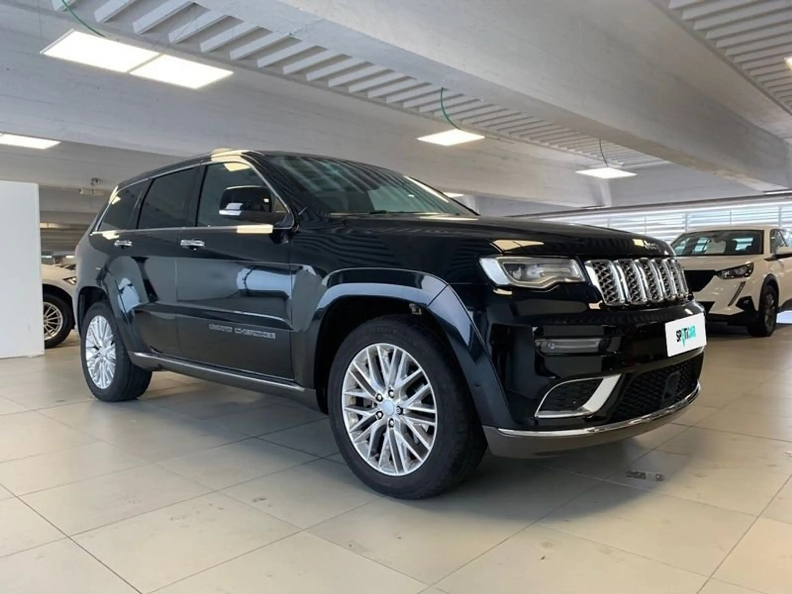 Jeep - Grand Cherokee