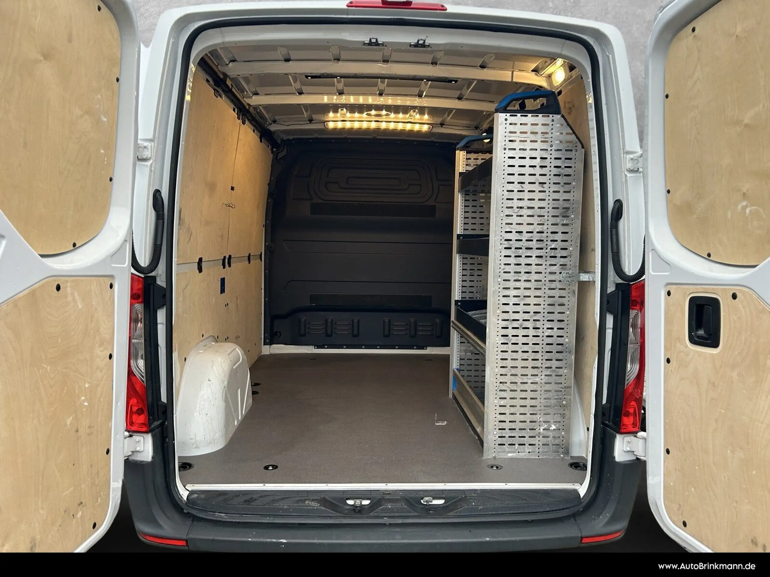 Mercedes-Benz - Sprinter