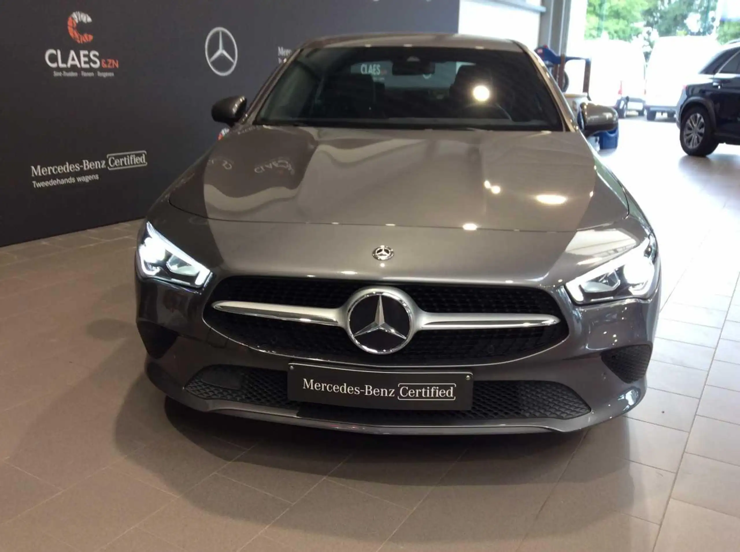 Mercedes-Benz - CLA 180