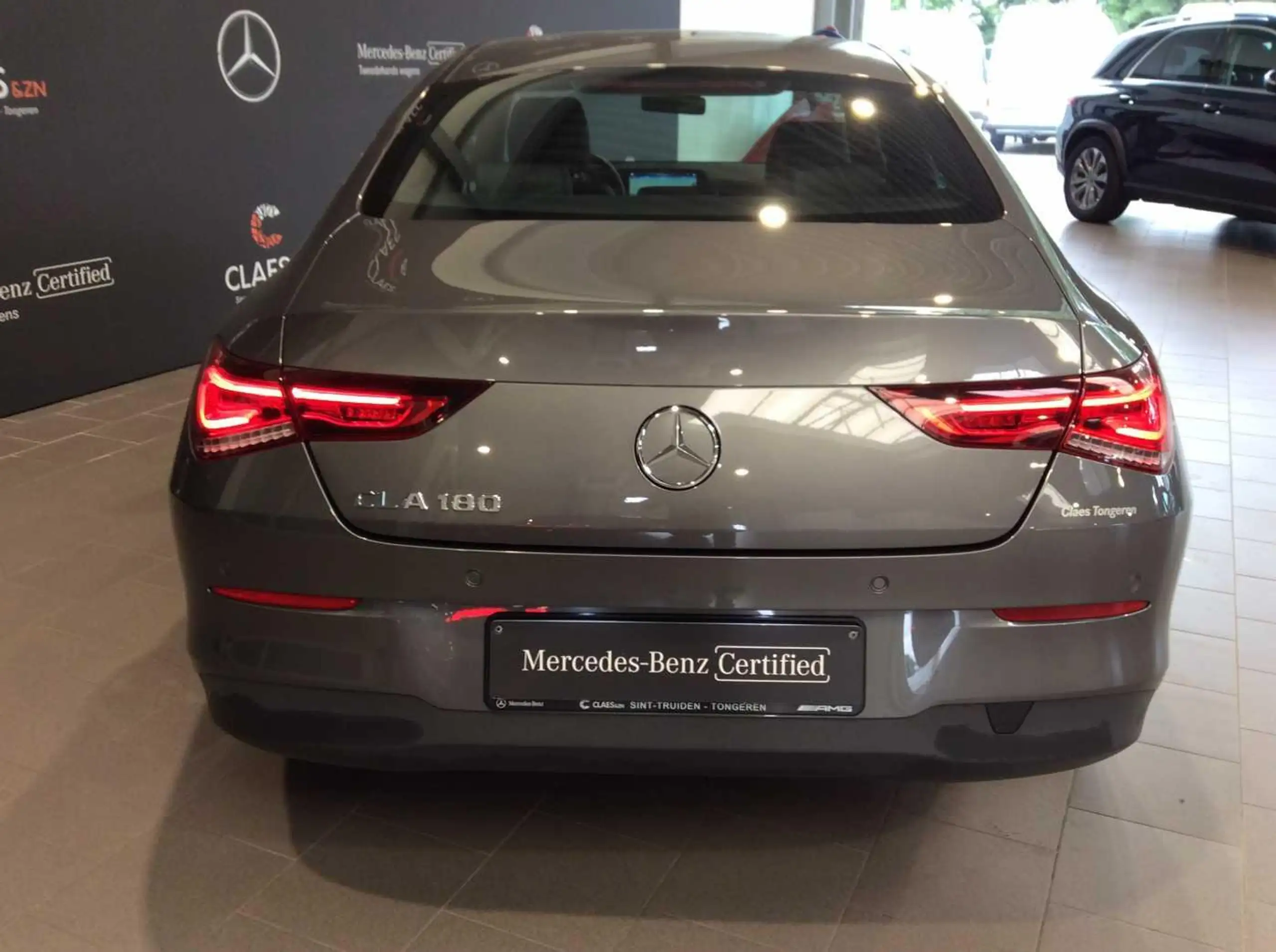 Mercedes-Benz - CLA 180