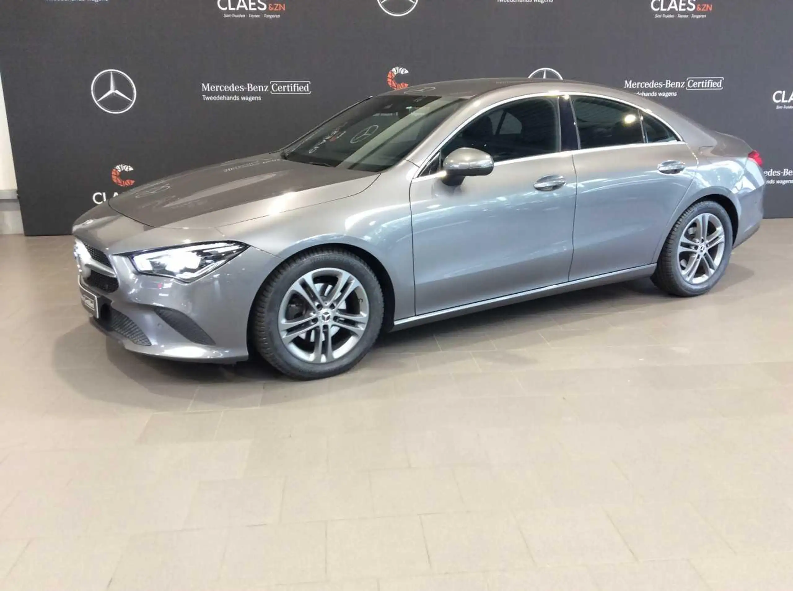 Mercedes-Benz - CLA 180