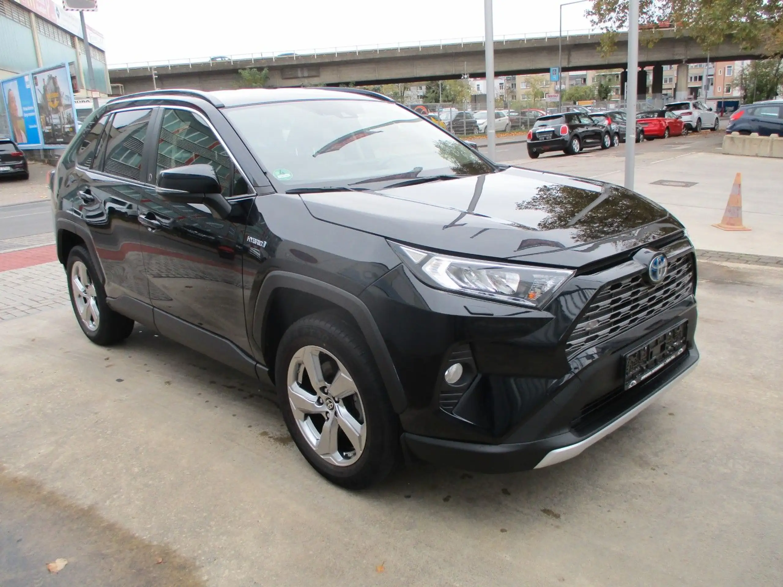 Toyota - RAV 4