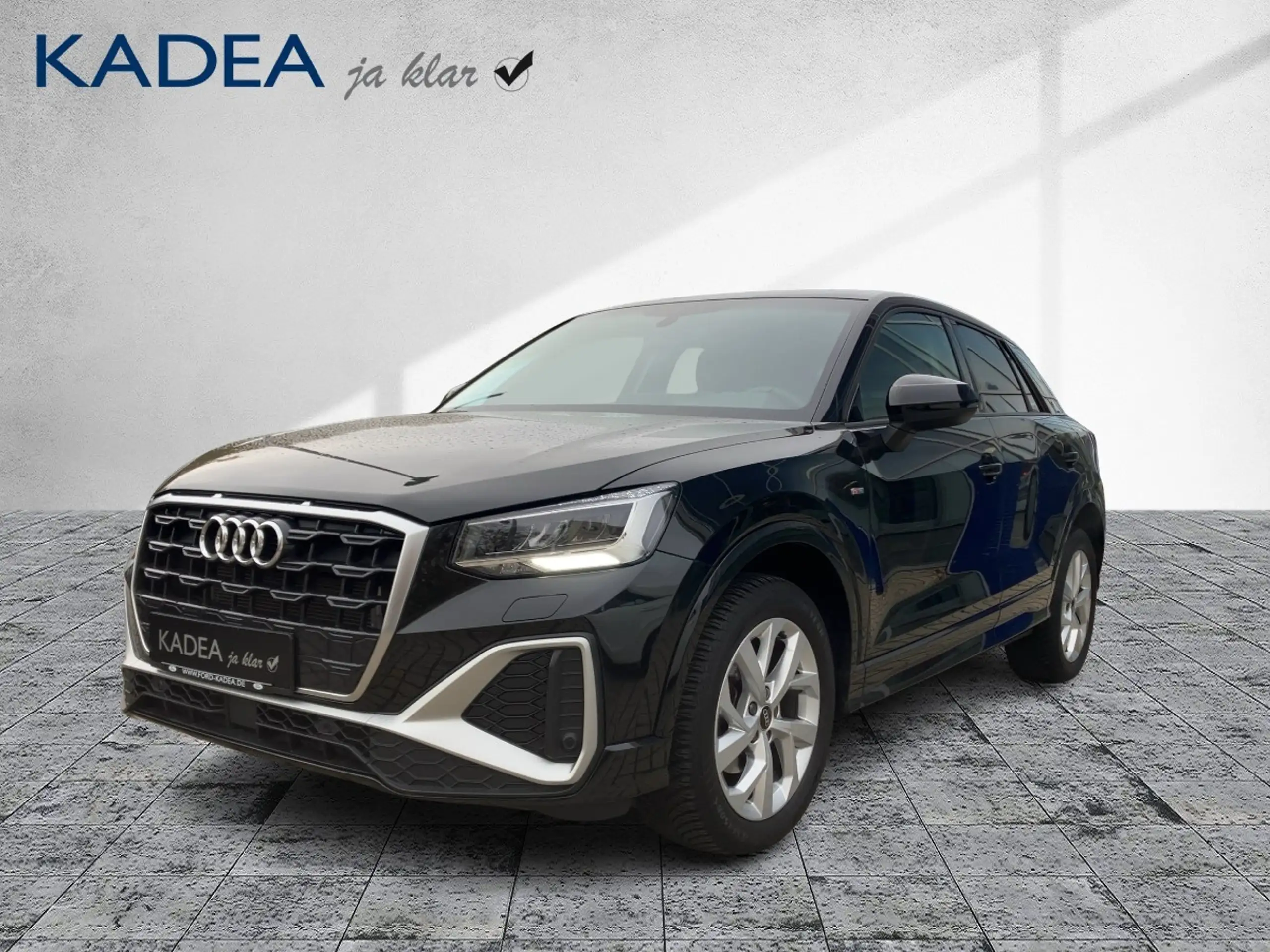 Audi - Q2