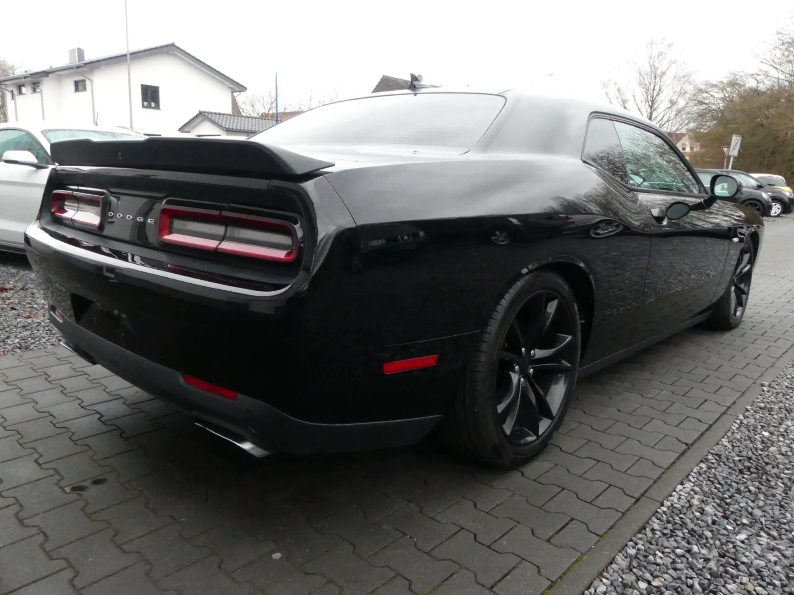 Dodge - Challenger