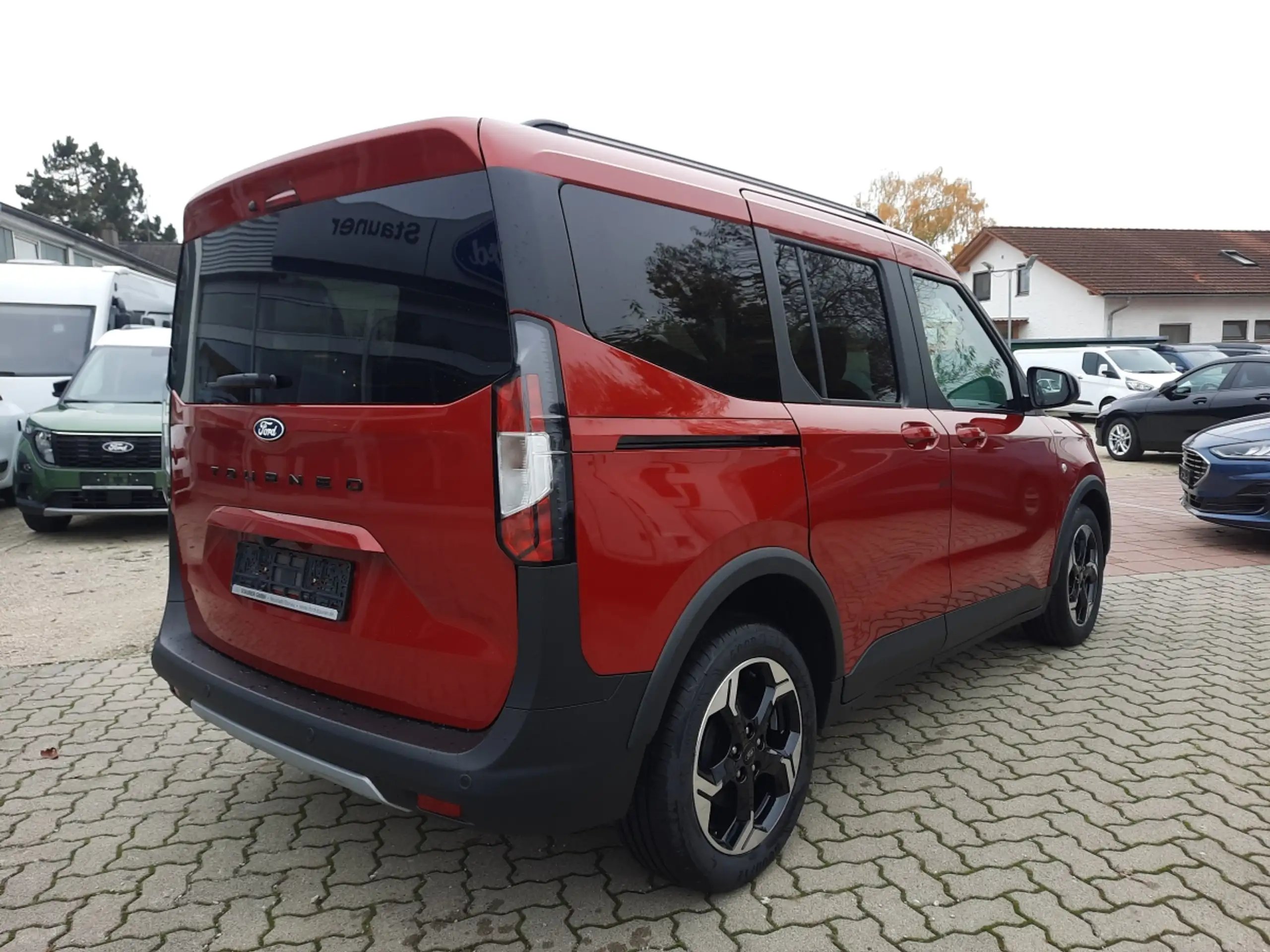 Ford - Tourneo Courier