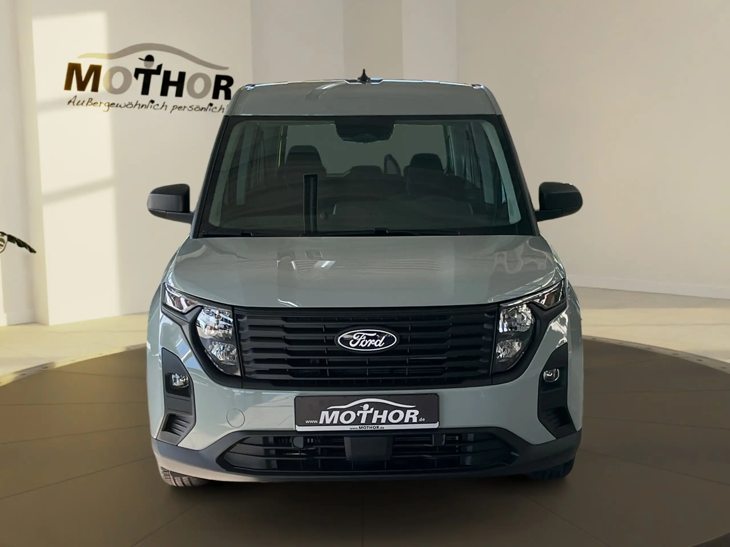 Ford - Tourneo Courier