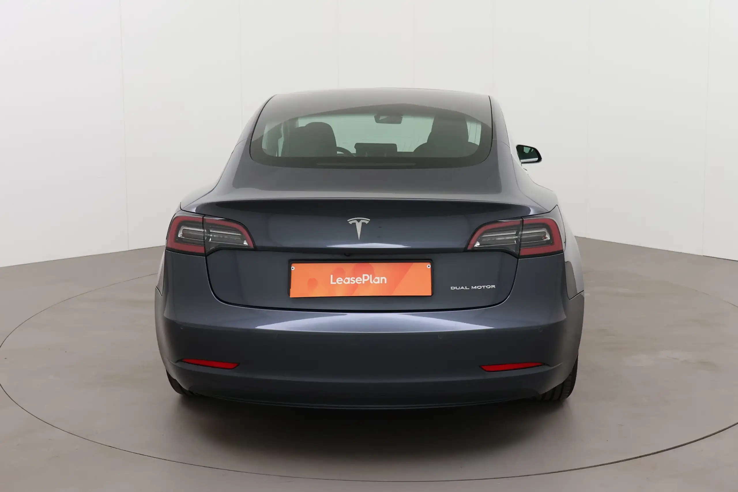 Tesla - Model 3