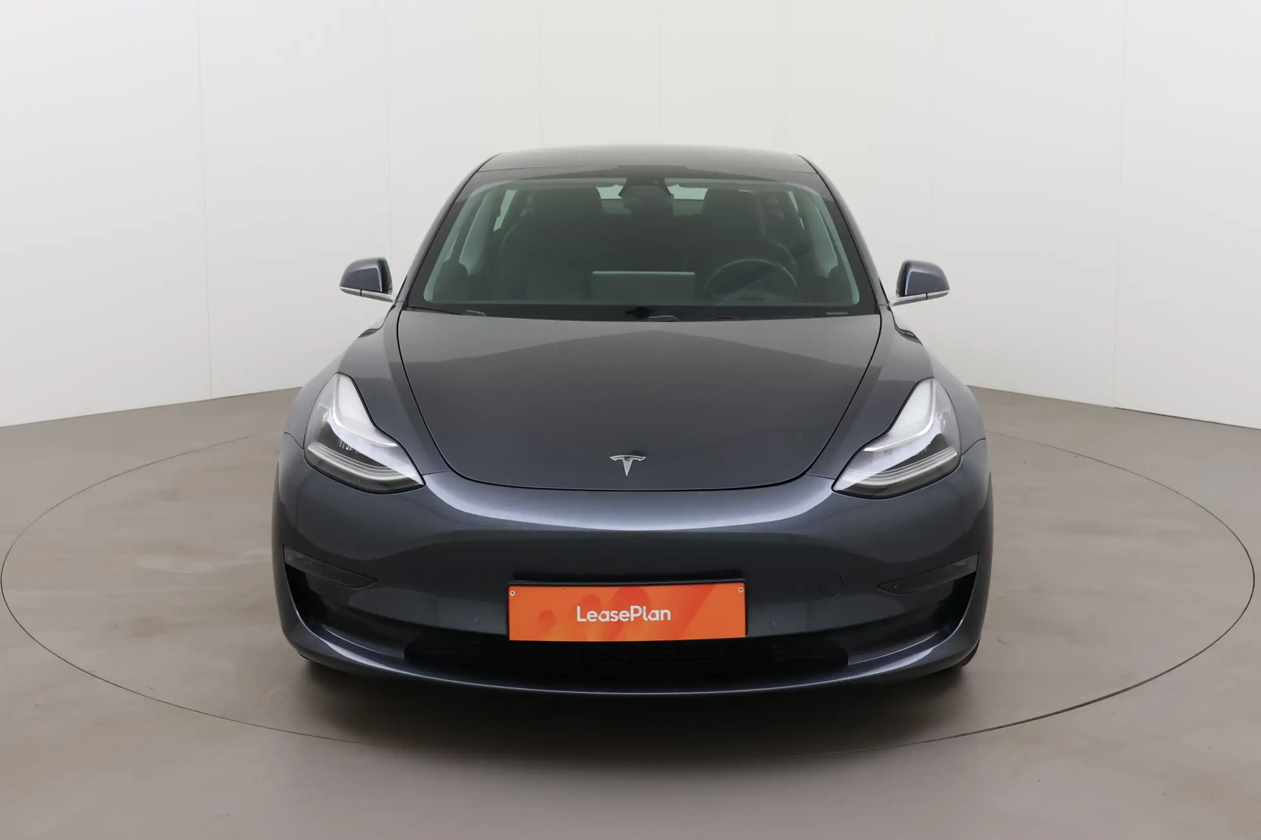 Tesla - Model 3