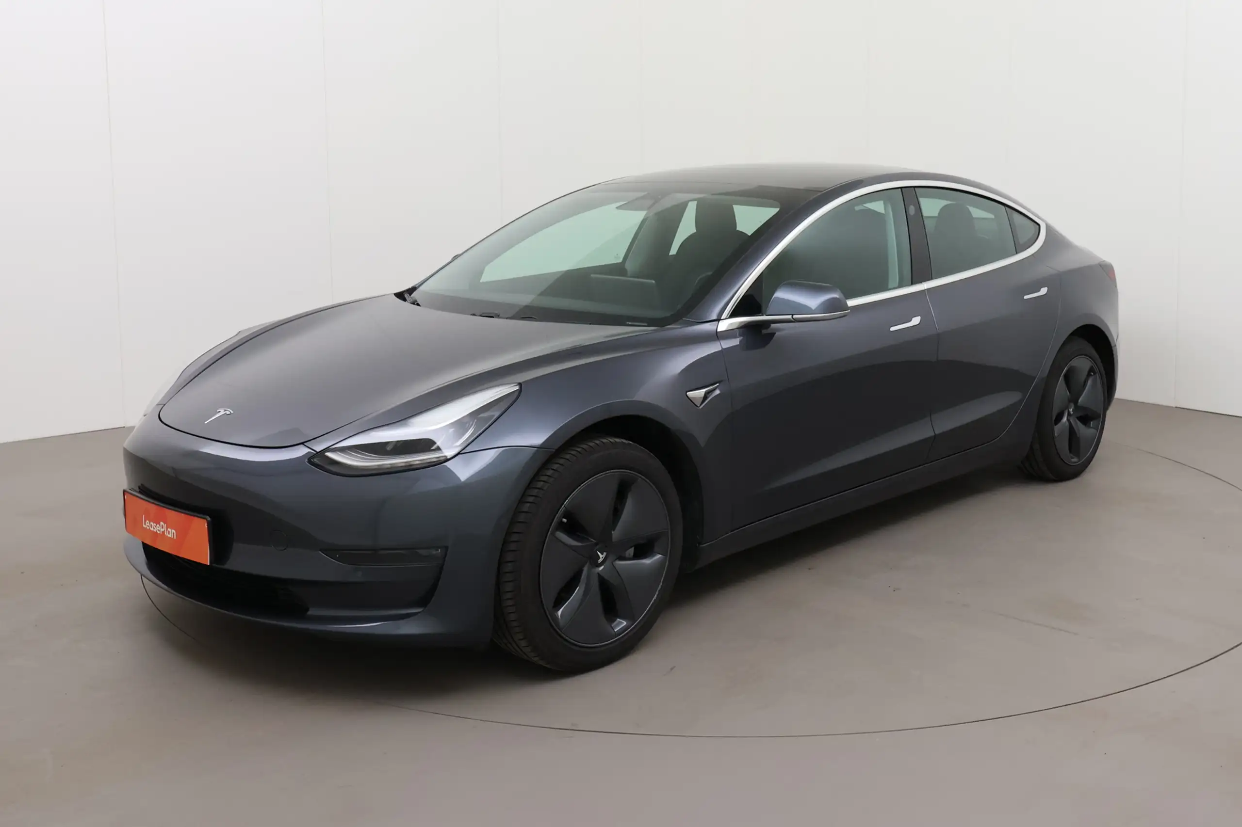 Tesla - Model 3