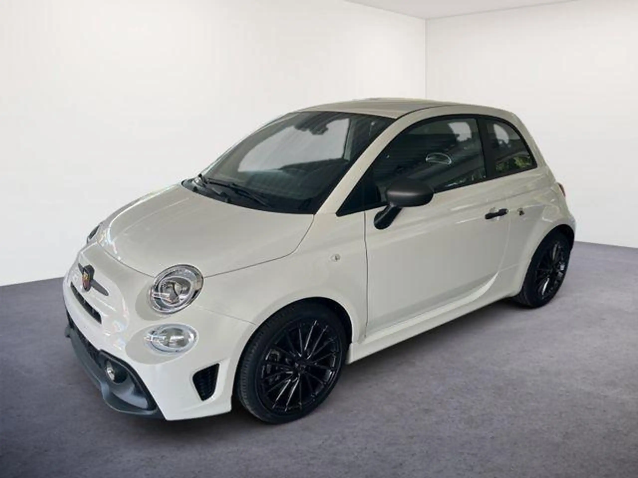 Abarth 595 2024