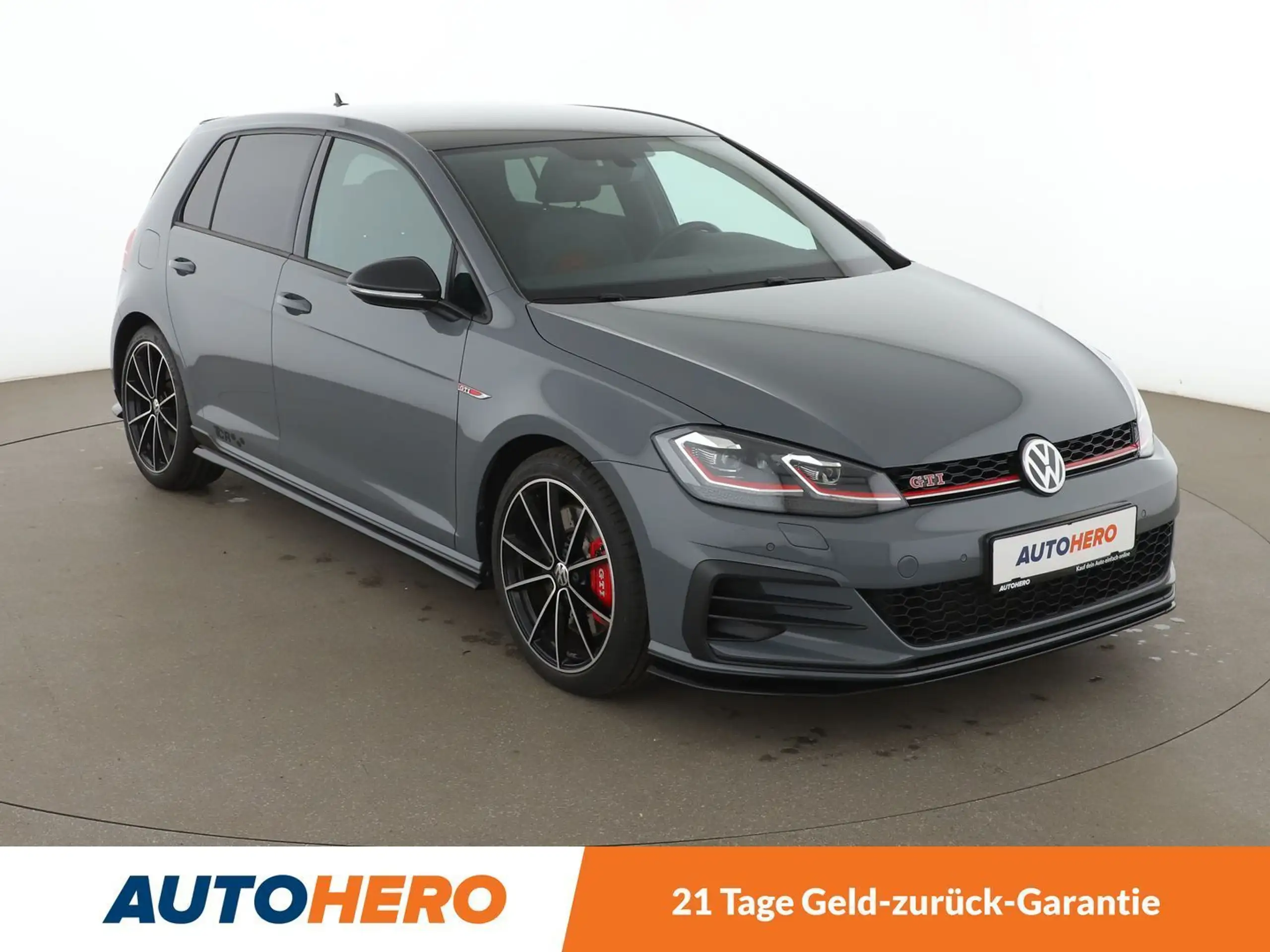 Volkswagen - Golf GTI