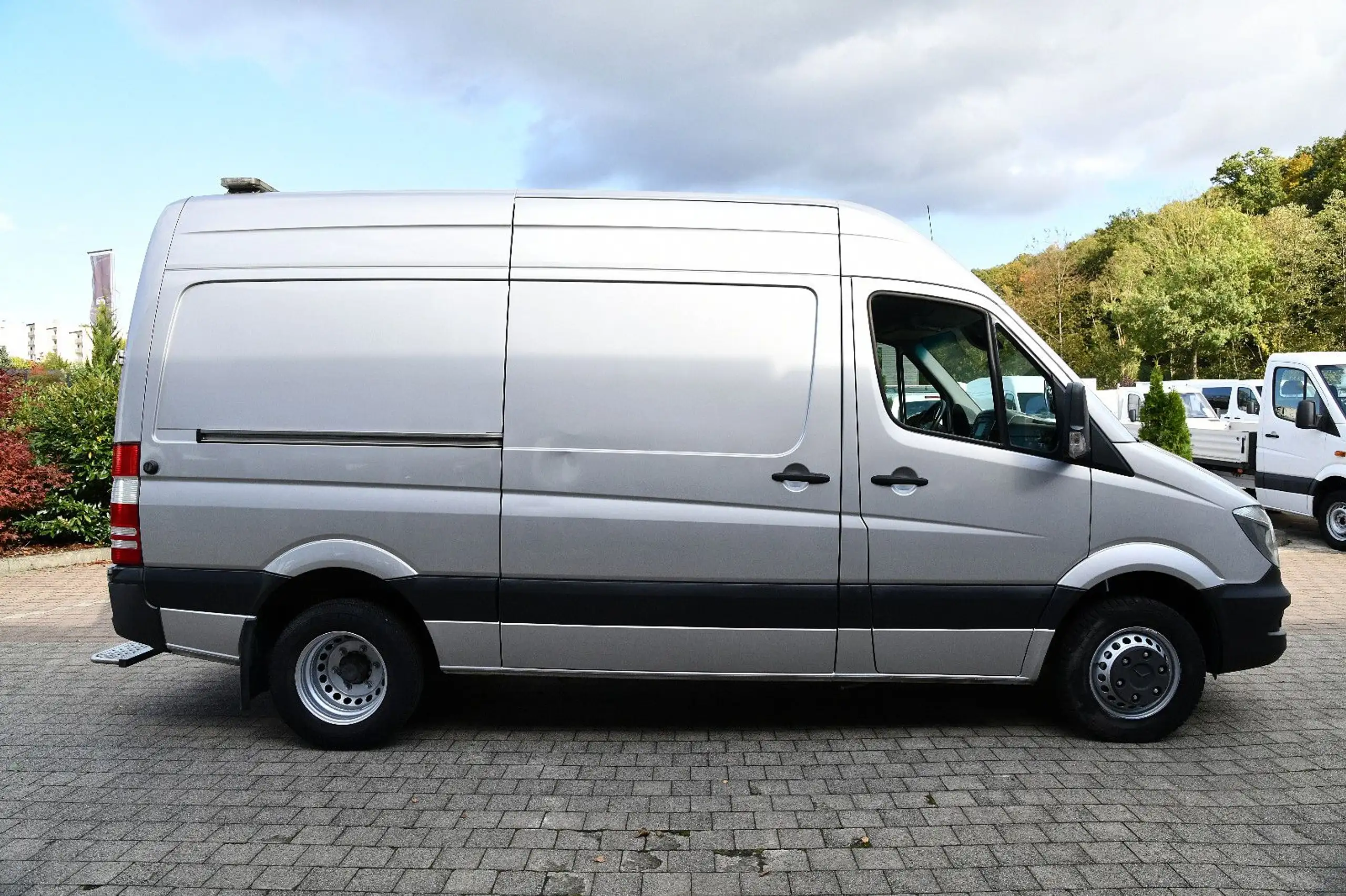 Mercedes-Benz - Sprinter