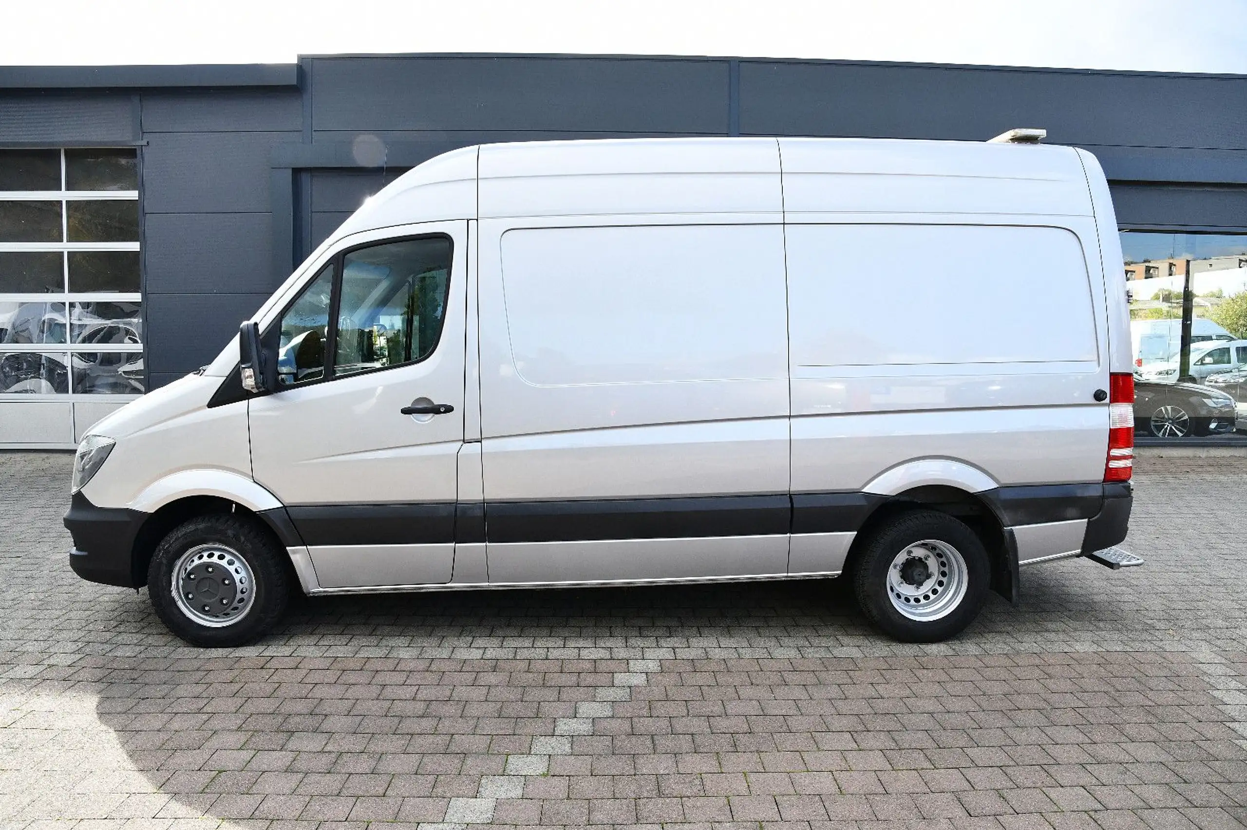 Mercedes-Benz - Sprinter