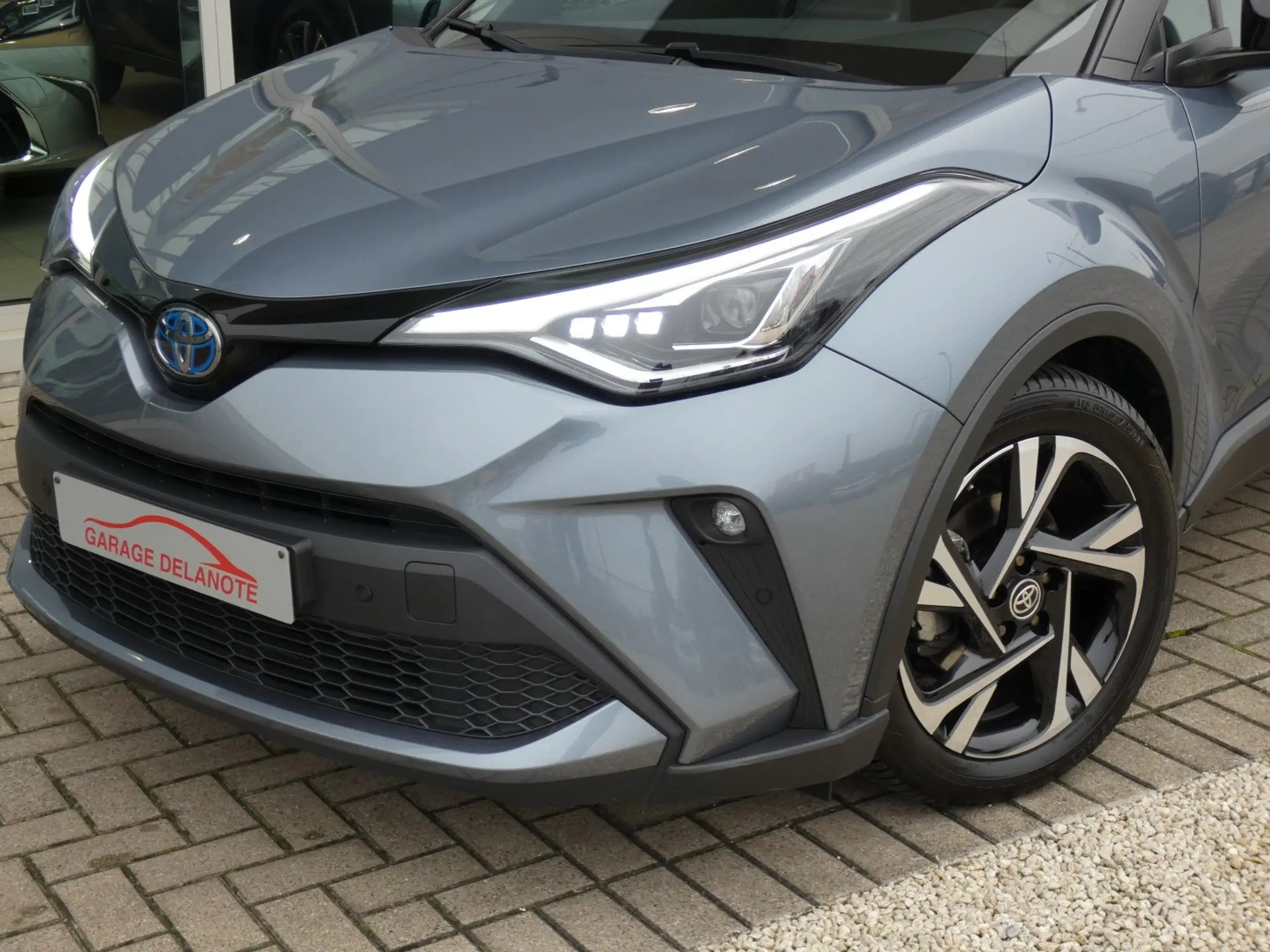 Toyota - C-HR