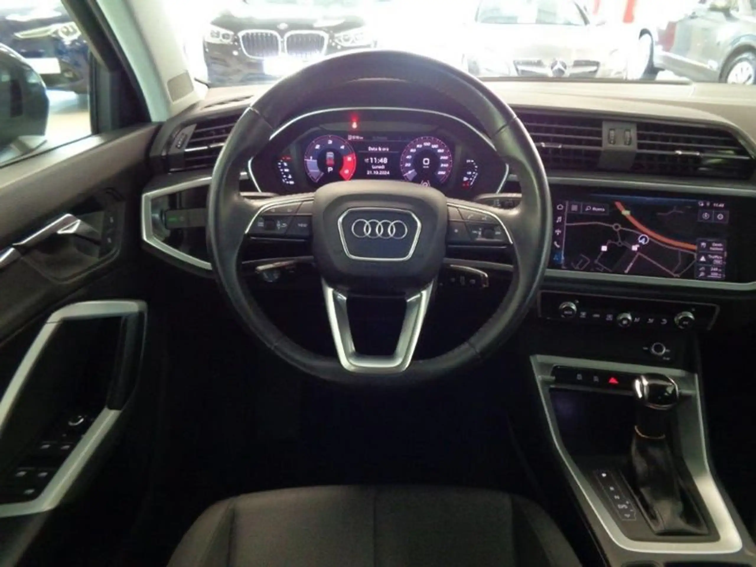 Audi - Q3