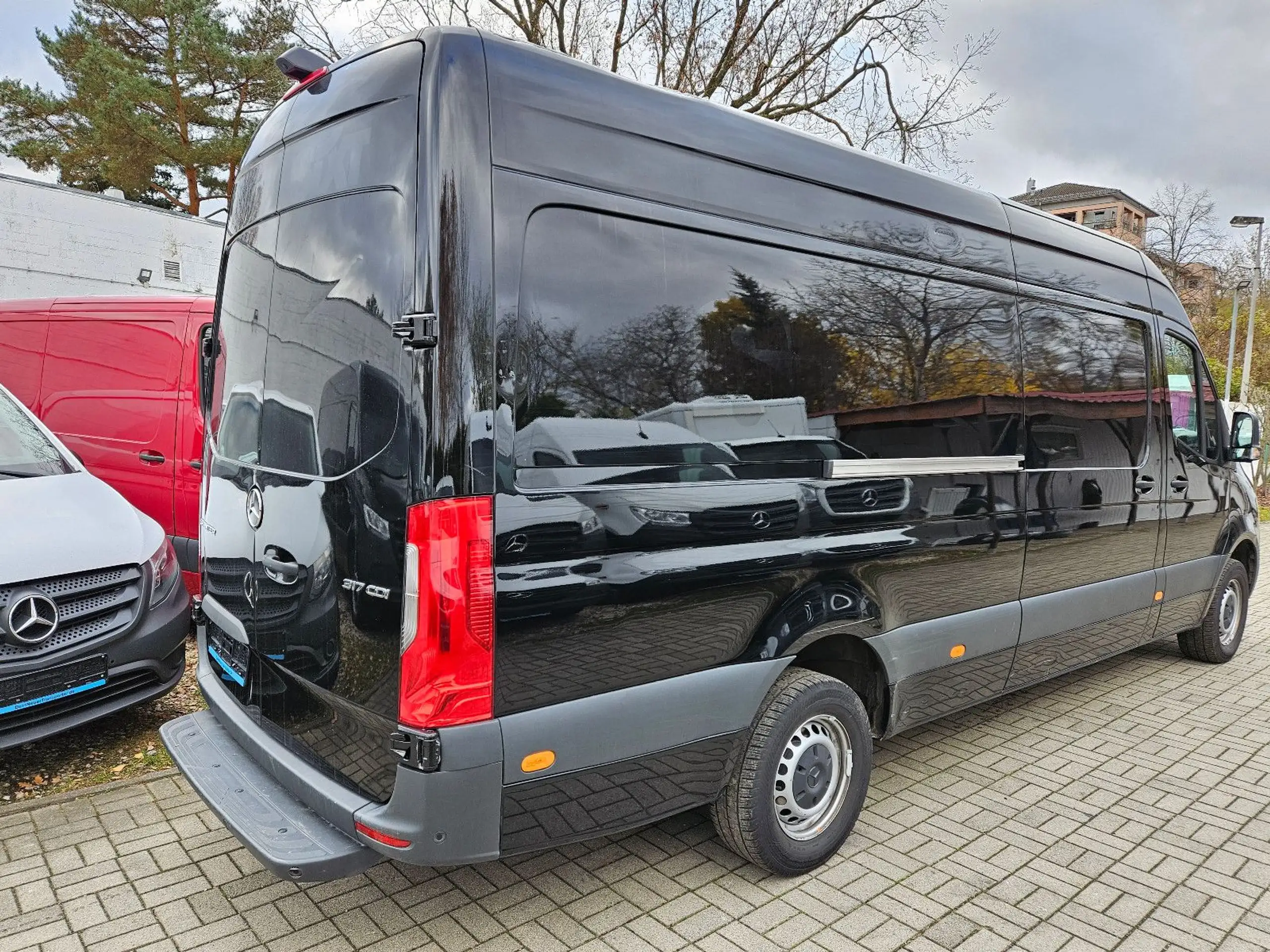 Mercedes-Benz - Sprinter