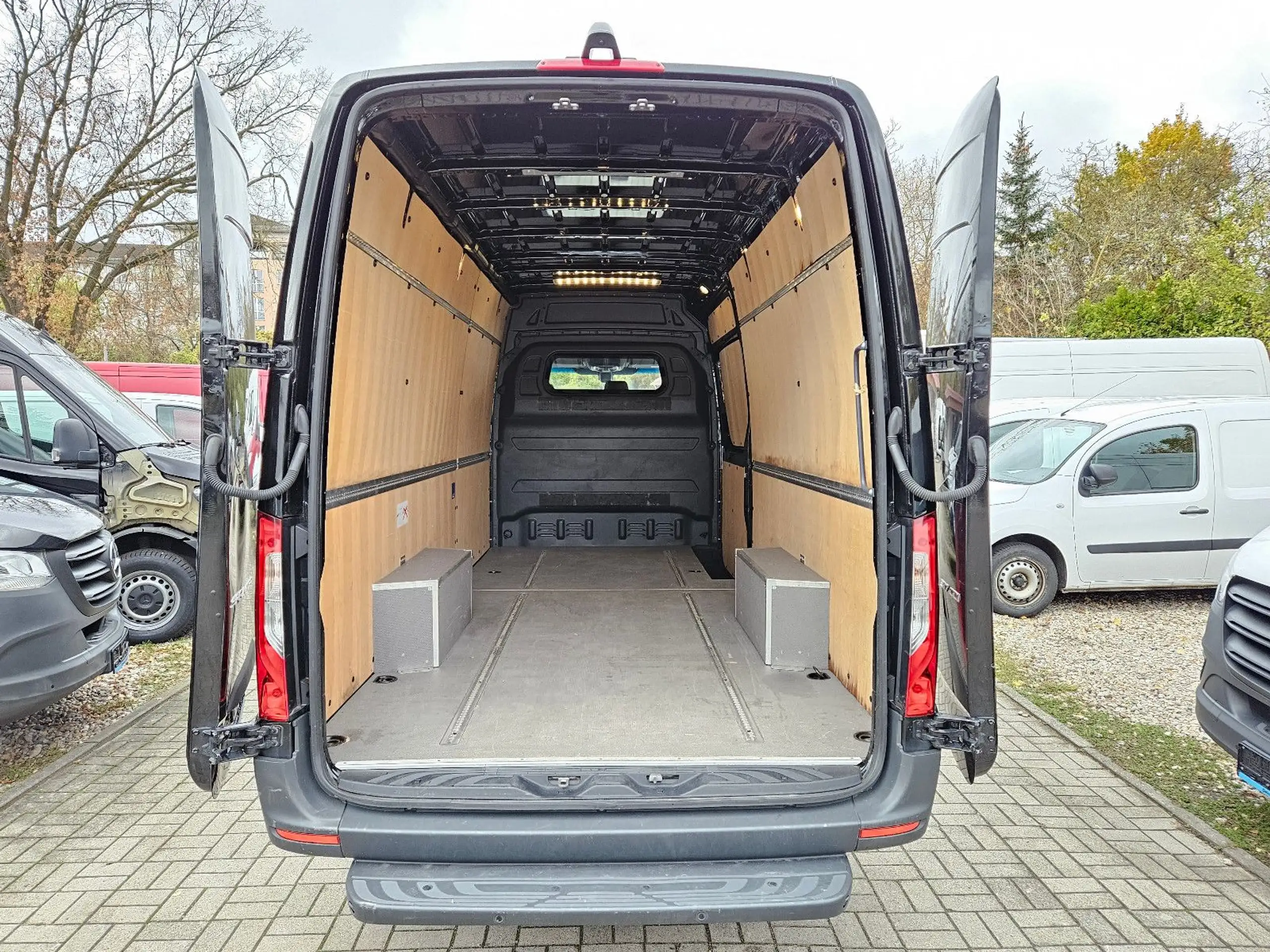 Mercedes-Benz - Sprinter