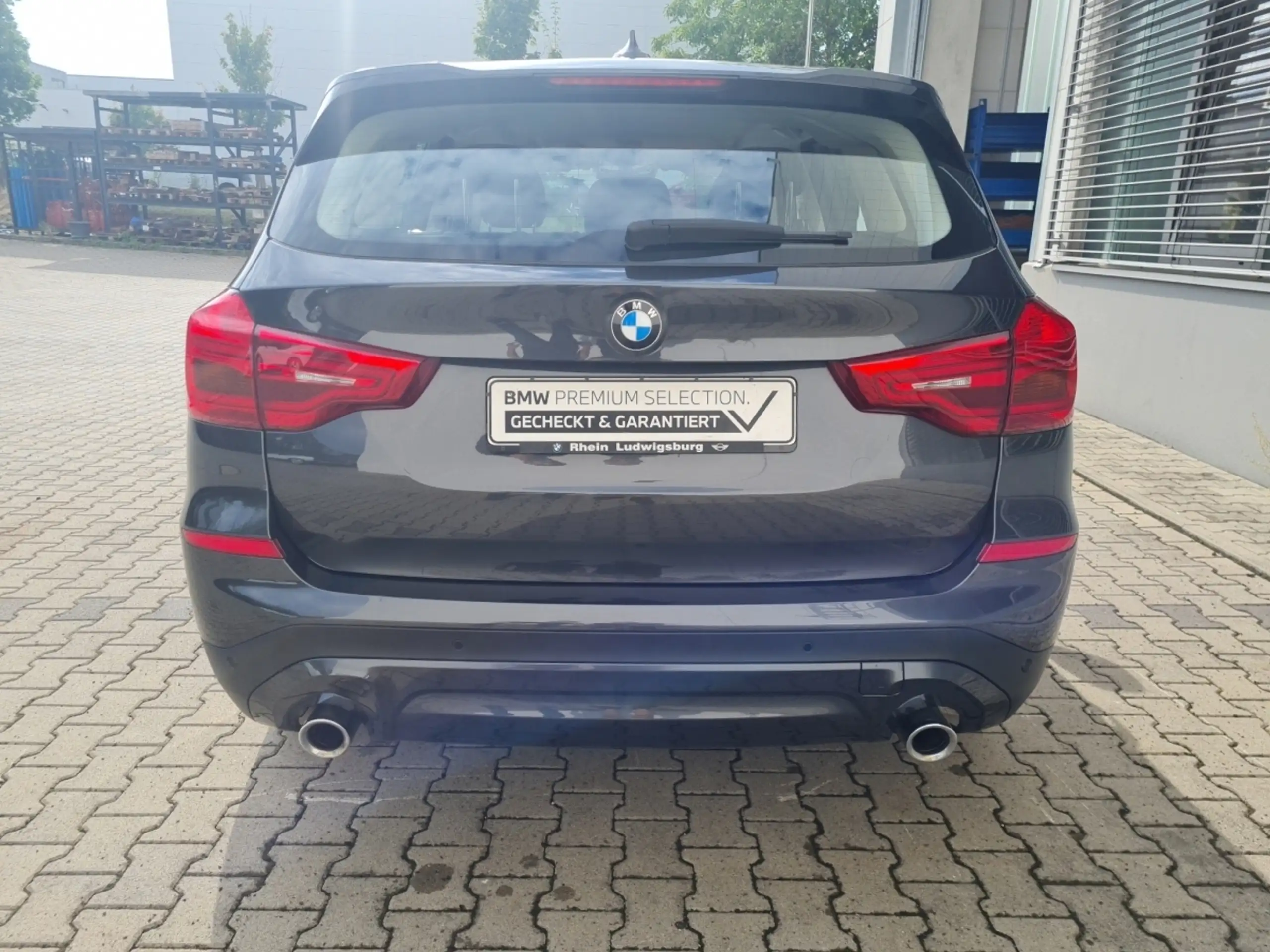 BMW - X3