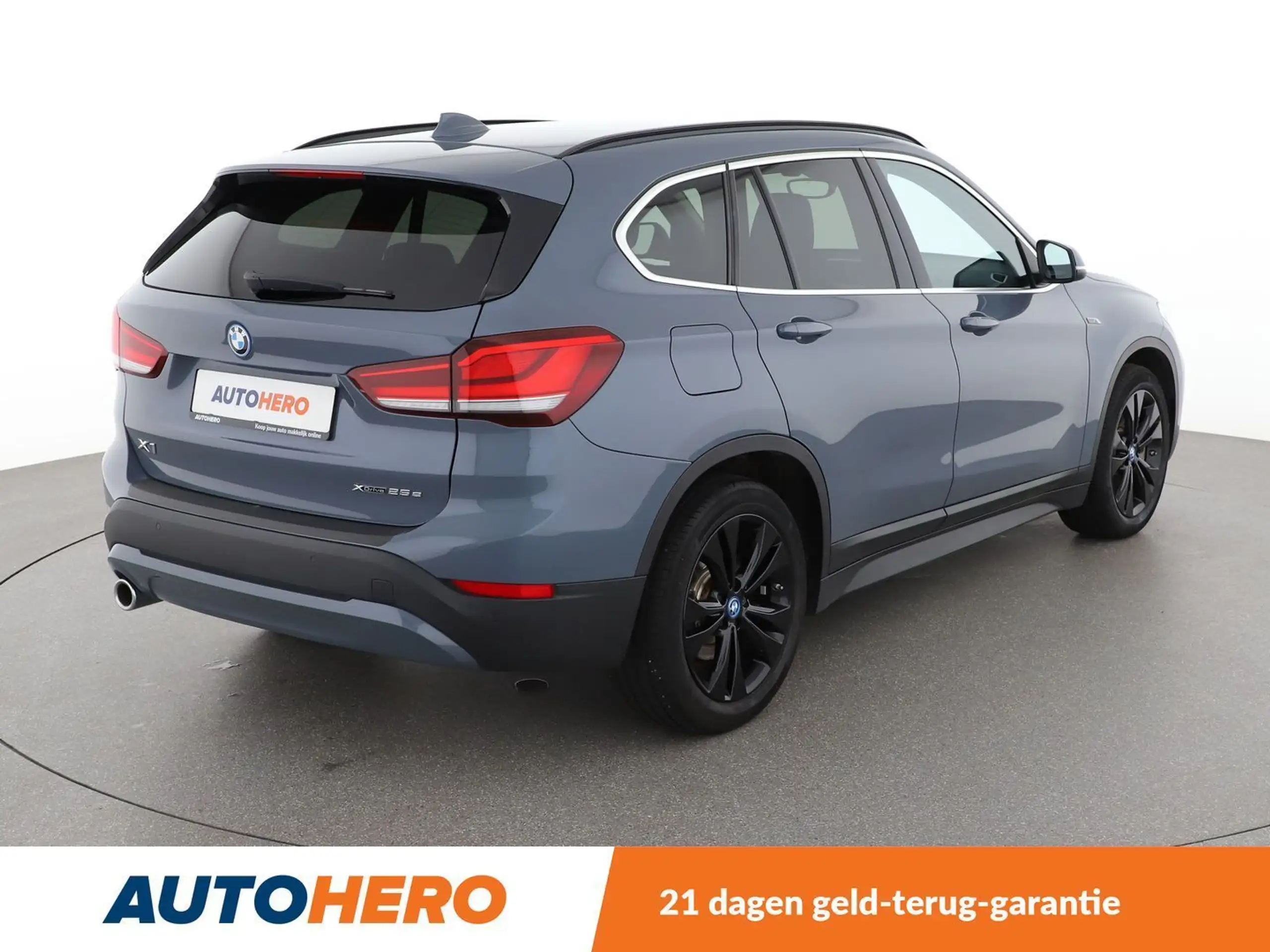 BMW - X1