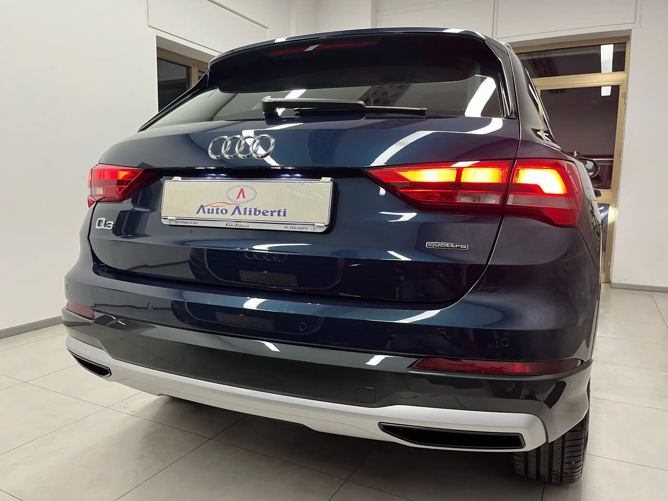 Audi - Q3