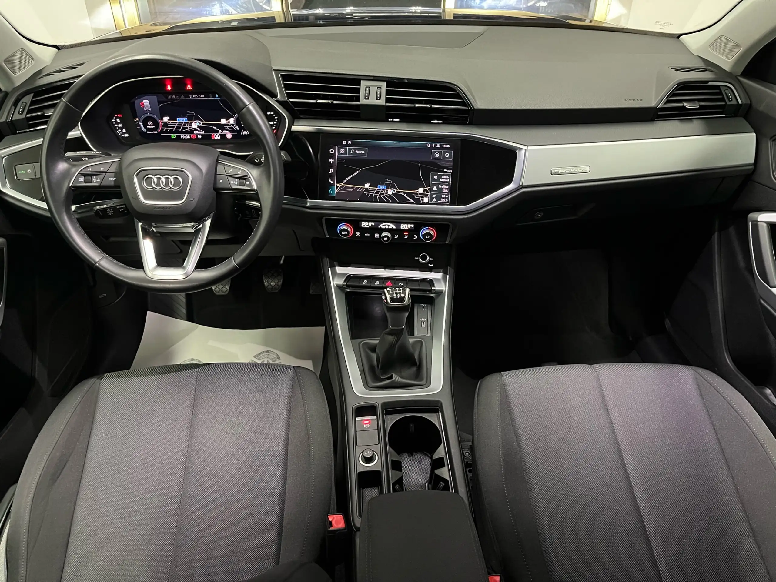 Audi - Q3