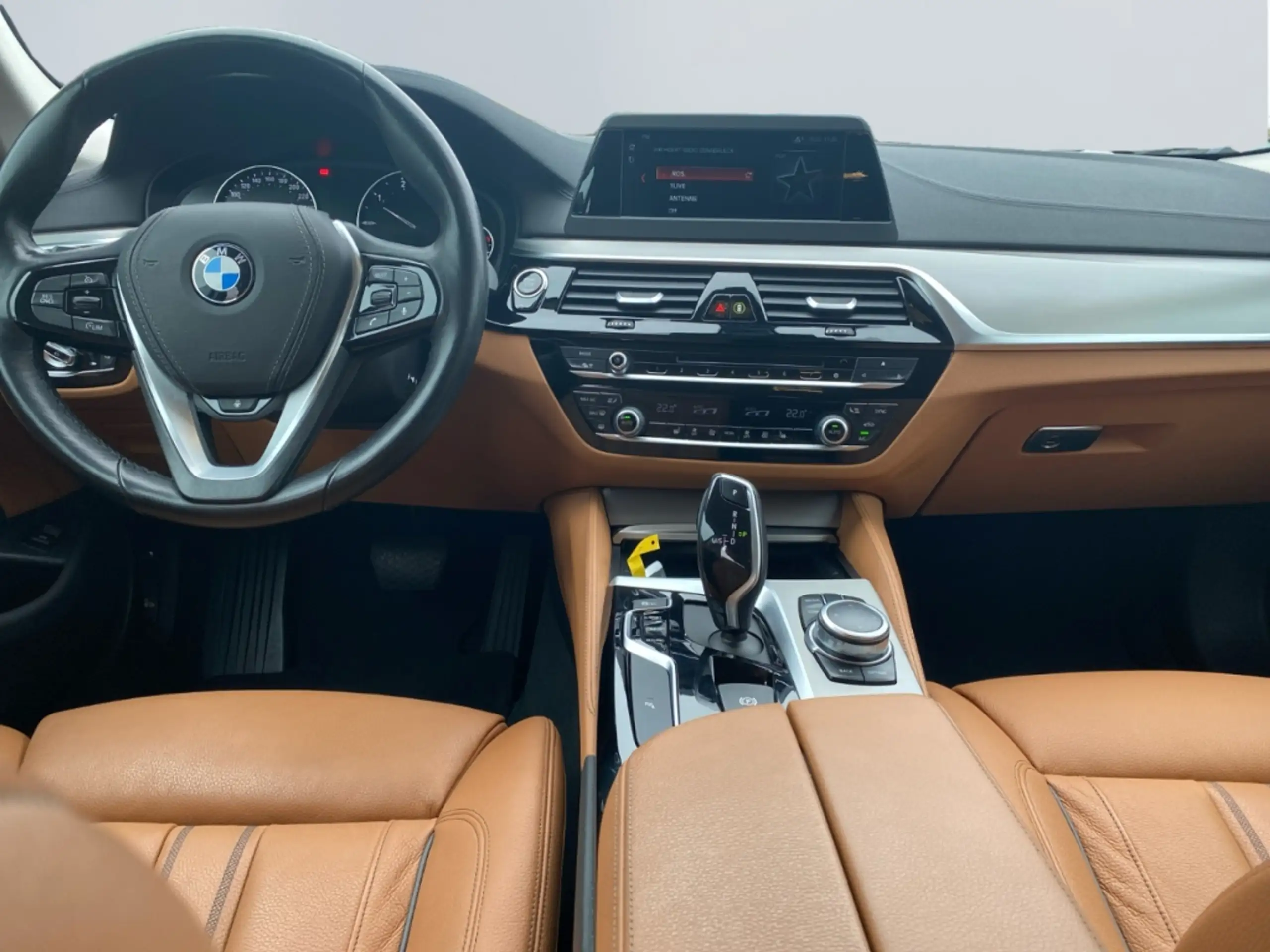 BMW - 520