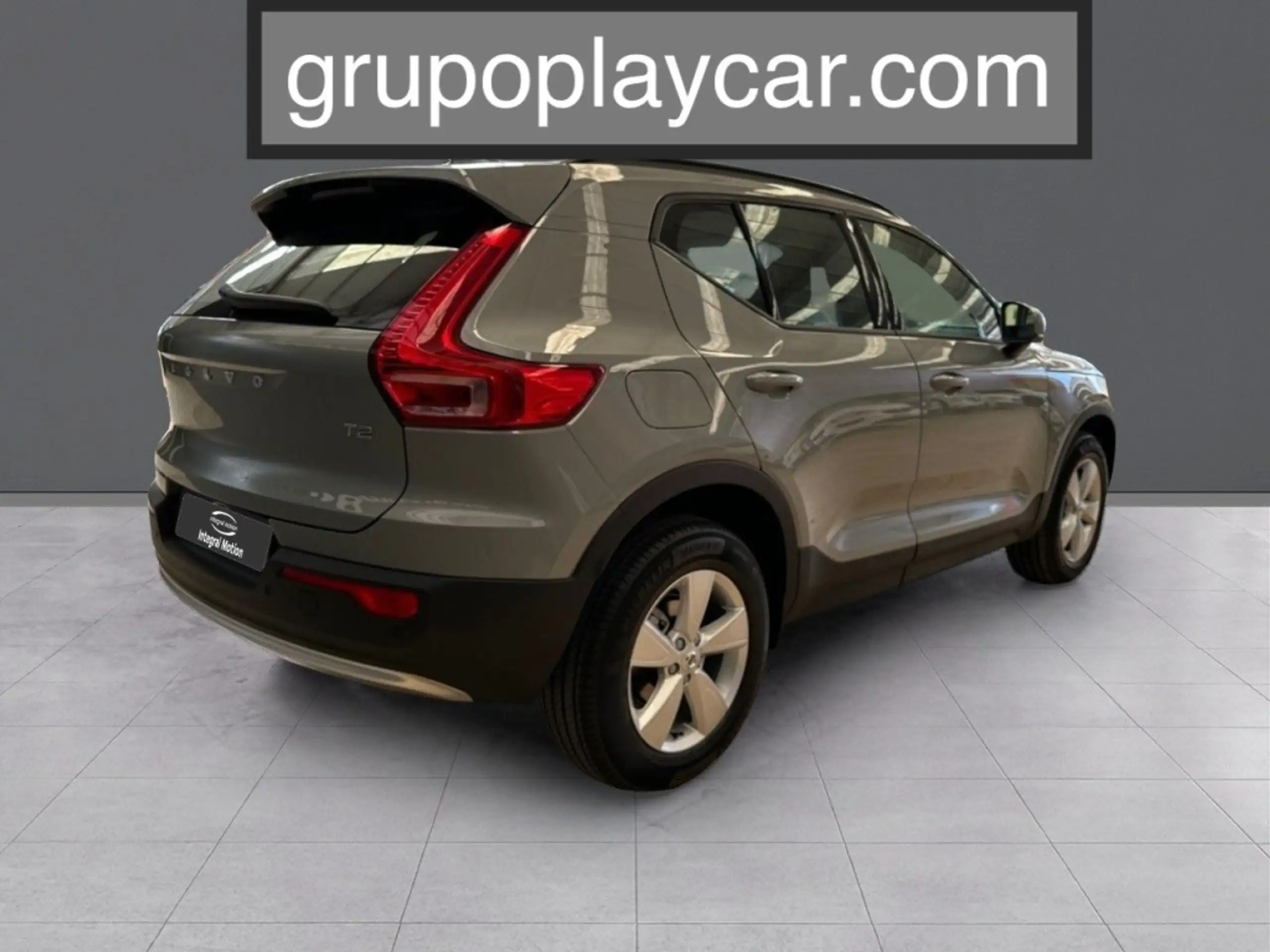 Volvo - XC40