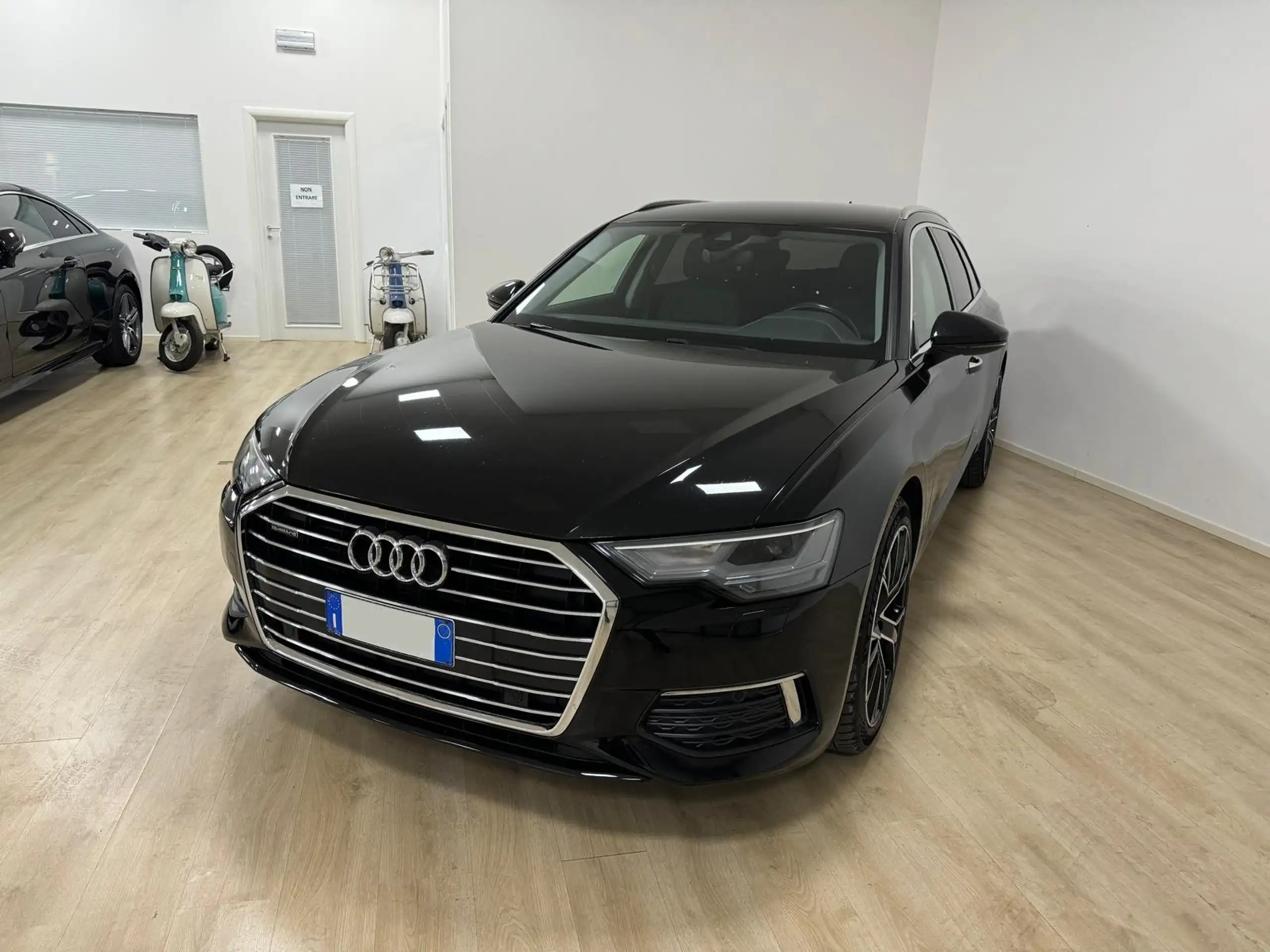 Audi - A6