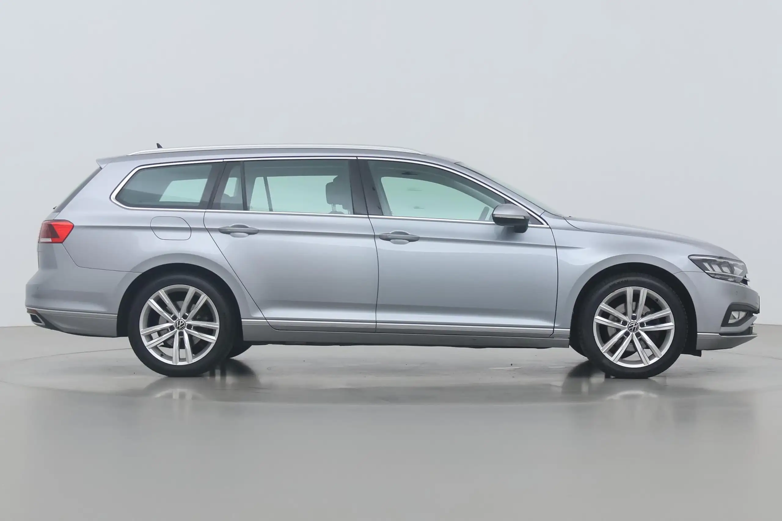 Volkswagen - Passat Variant