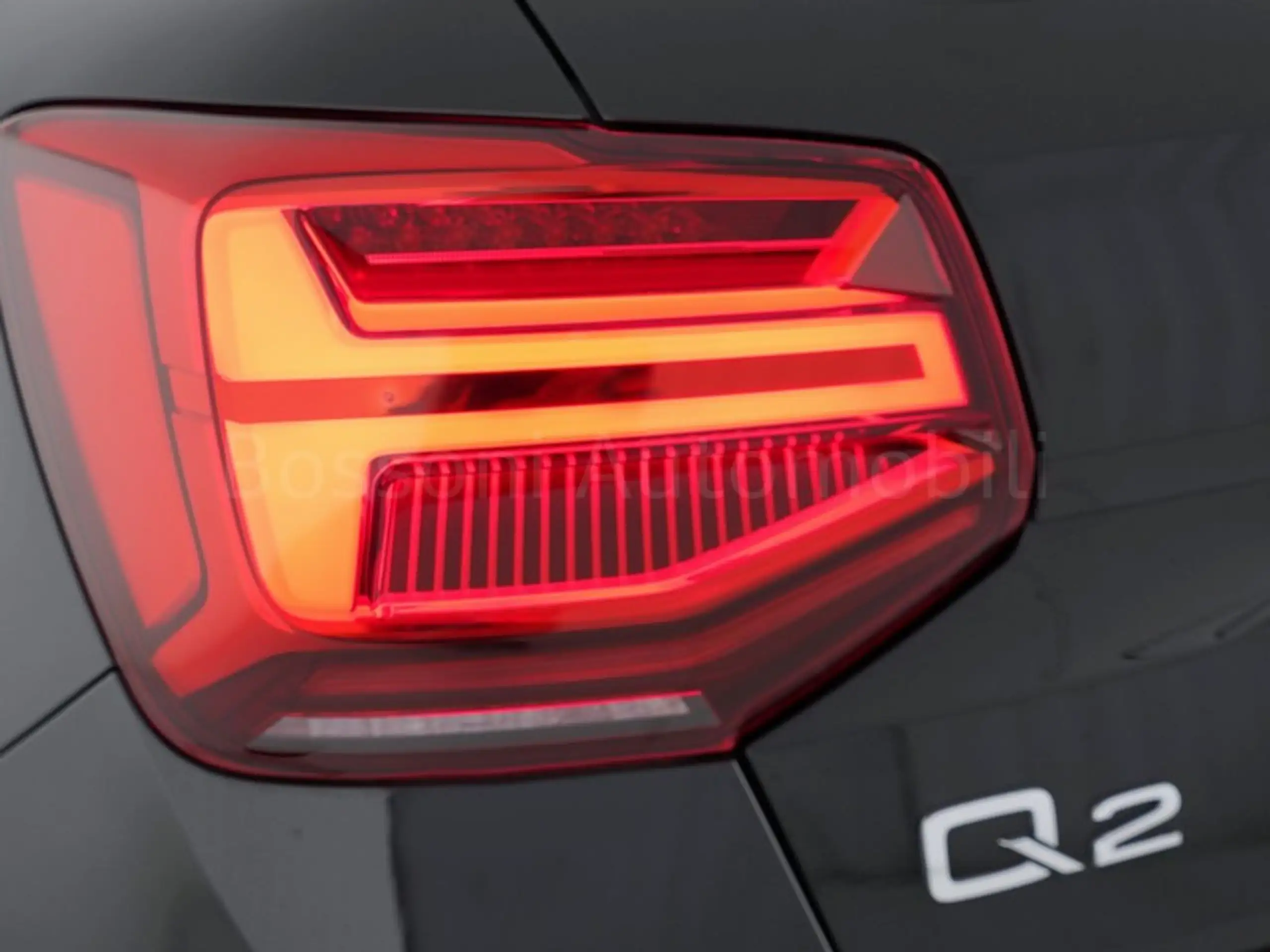 Audi - Q2