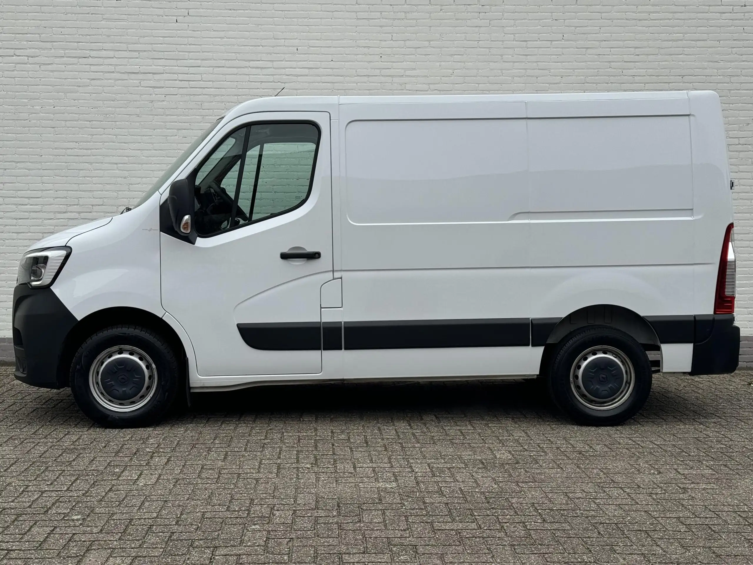 Renault - Master